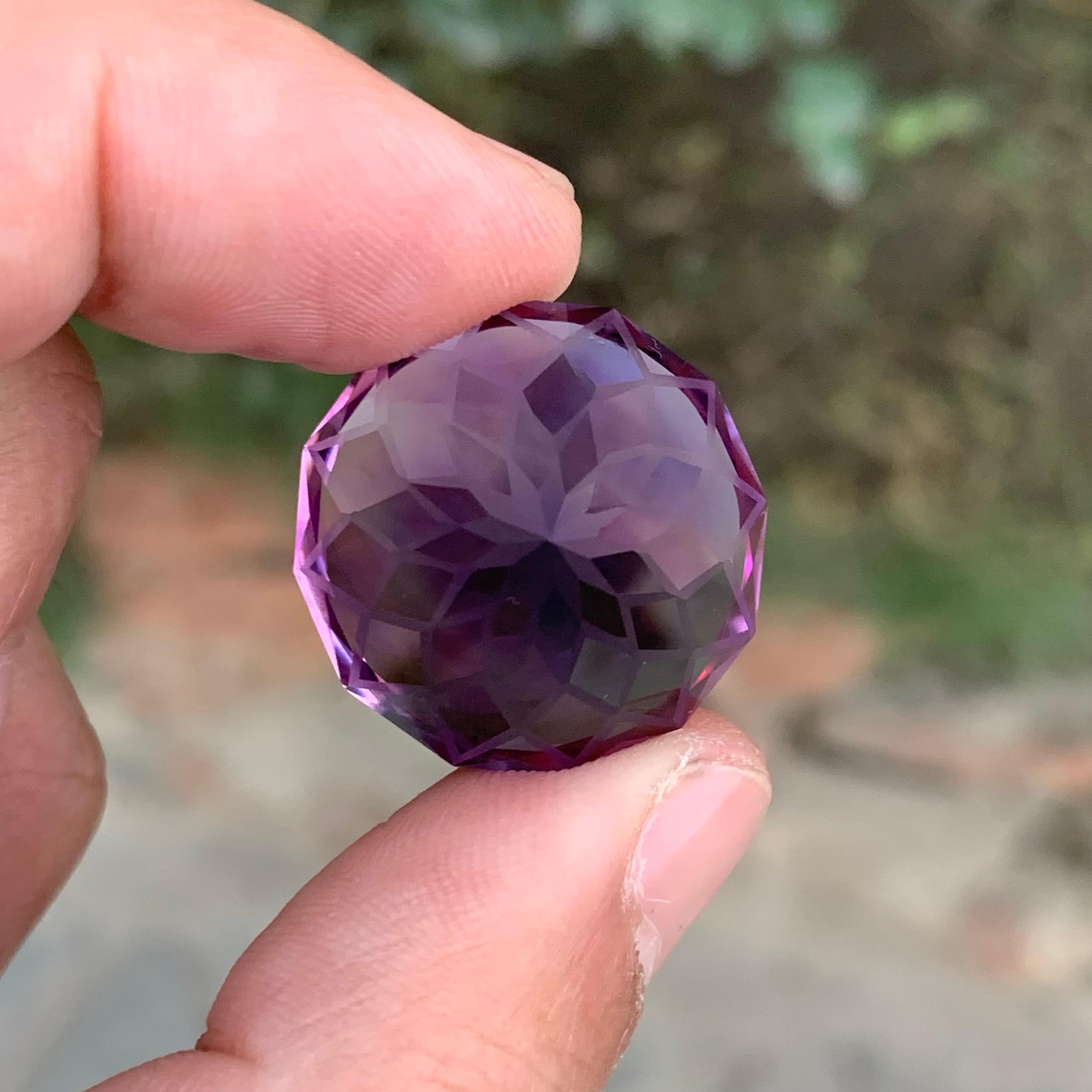 Women's or Men's 44.75 Carat Natural Loose Amethyst Flower Cut Gemstone For Sale