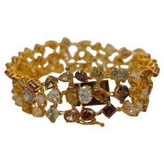 Bracciale in oro giallo con diamanti fantasia da 44.78 carati