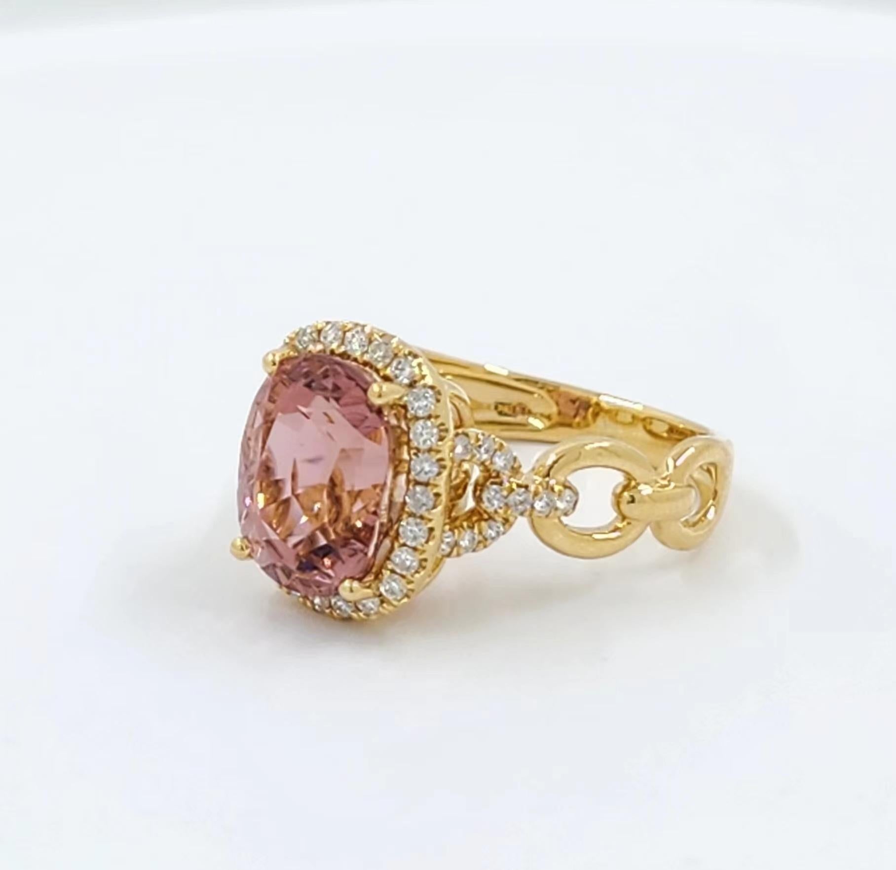 4.48 Carat Pink Tourmaline and Diamond Ring in 18K Yellow Gold For Sale 1