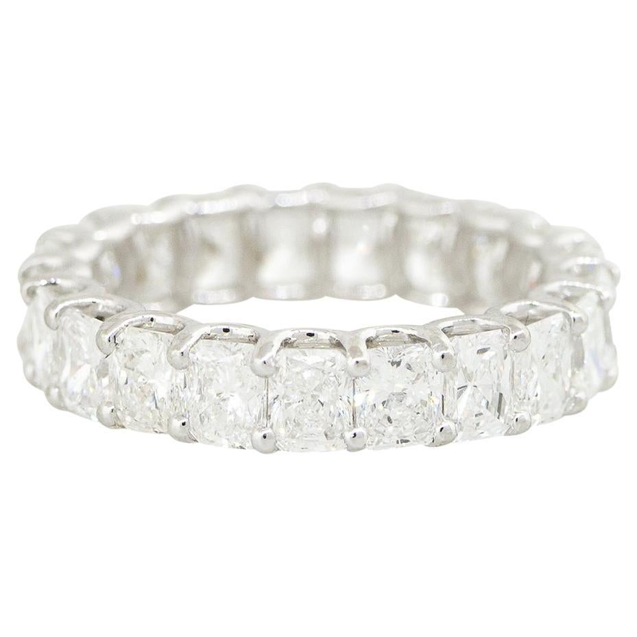 4.48 Carat Radiant Cut Diamond Eternity Band 18 Karat in Stock For Sale