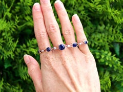 Zafiro de 4,48 quilates y diamante de 0,23 quilates, pulsera de oro rosa de 9 quilates Circa 1910