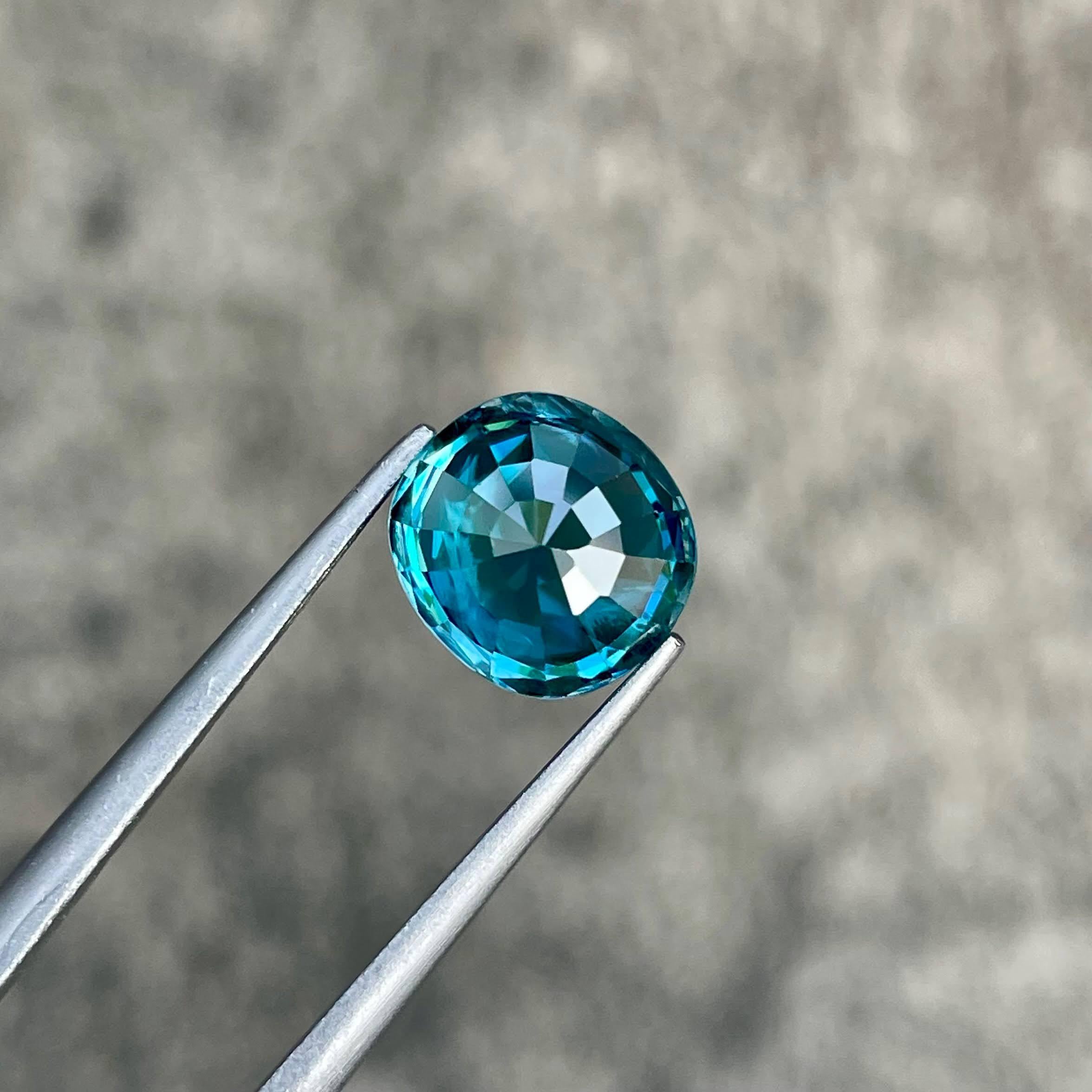 4.48 Karat Blauer Zirkon Stein Cushion Cut Natürlicher Kambodschanischer Edelstein im Angebot 1