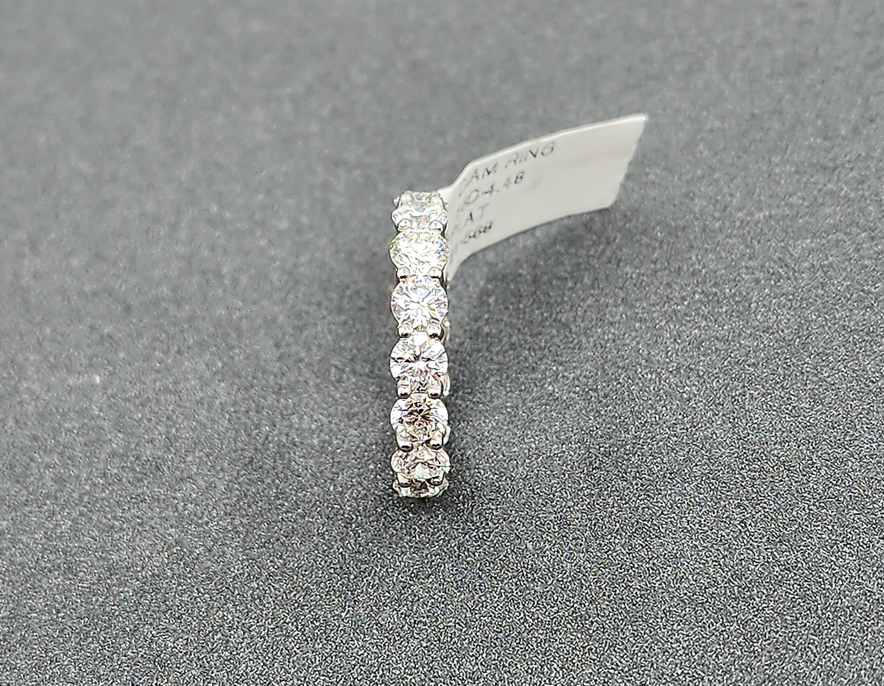 Women's or Men's 4.48 ct Diamond Eternity Ring For Sale