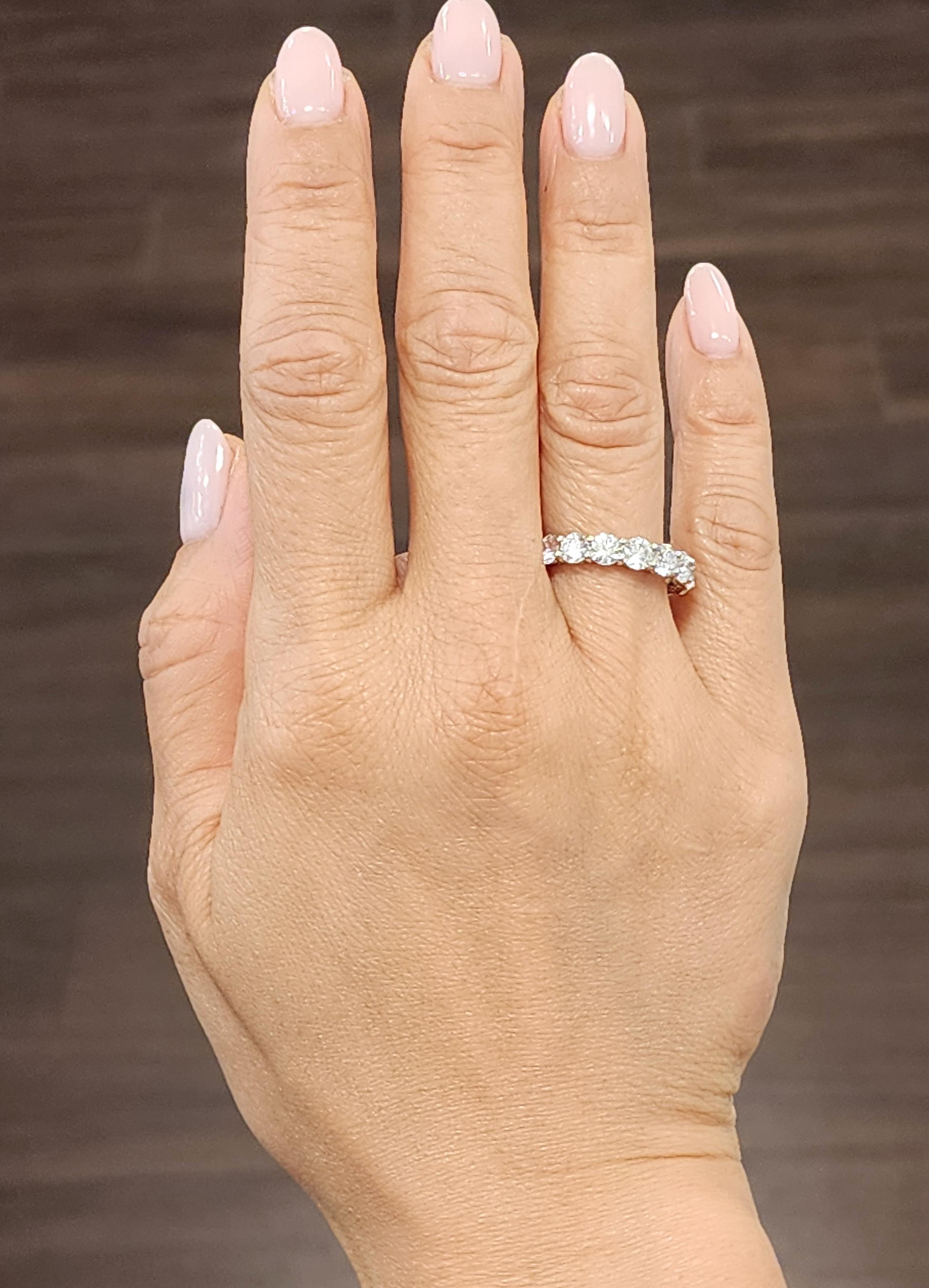 Round Cut 4.48 ct Diamond Eternity Ring For Sale