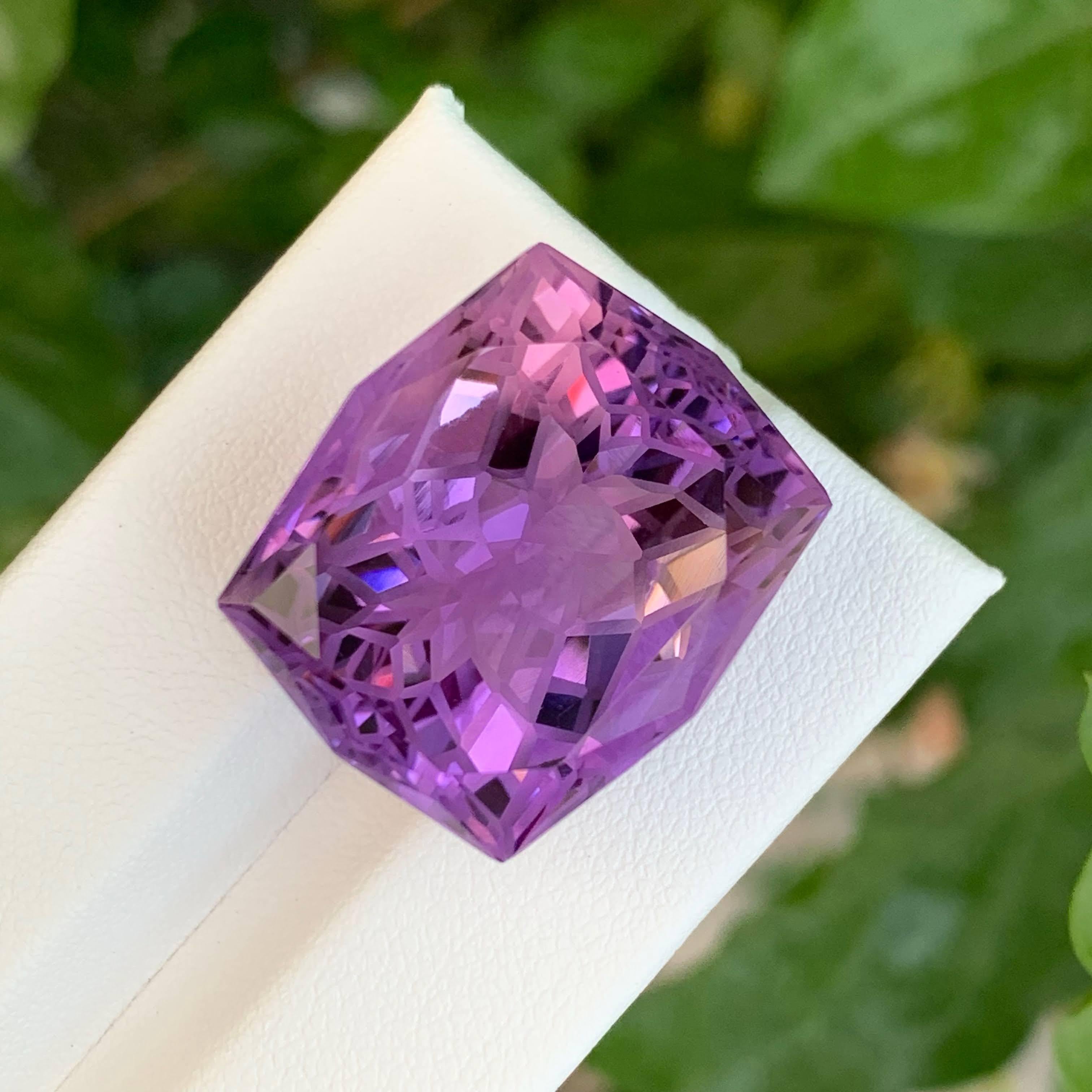 44,80 carati Ametista viola smerigliata Taglio di precisione personalizzato Pietra preziosa brasiliana In condizioni Nuovo in vendita a Bangkok, TH