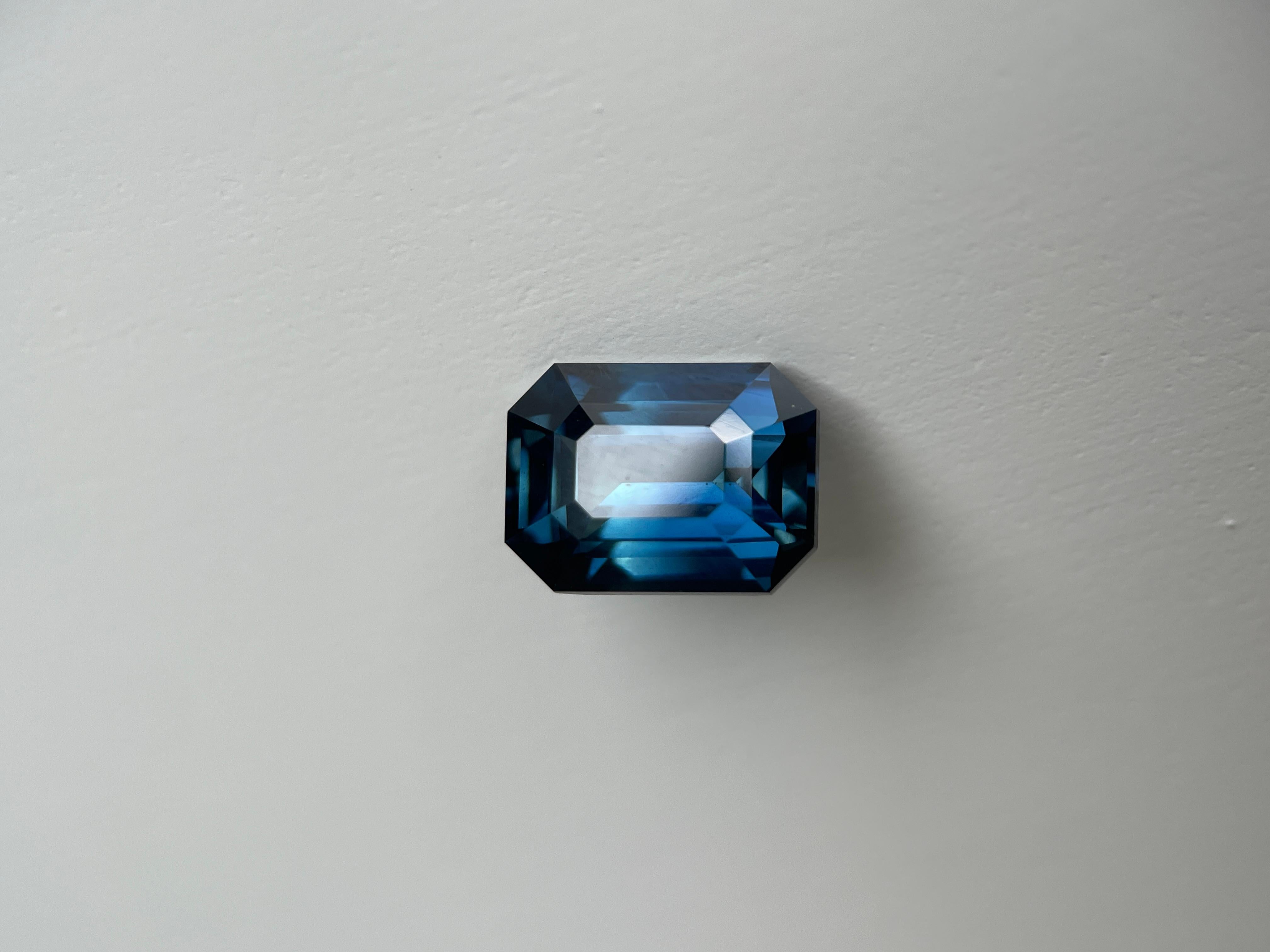 4,48ct natürlicher blauer Saphir - GIA zertifiziert im Zustand „Neu“ im Angebot in Singapore, SG