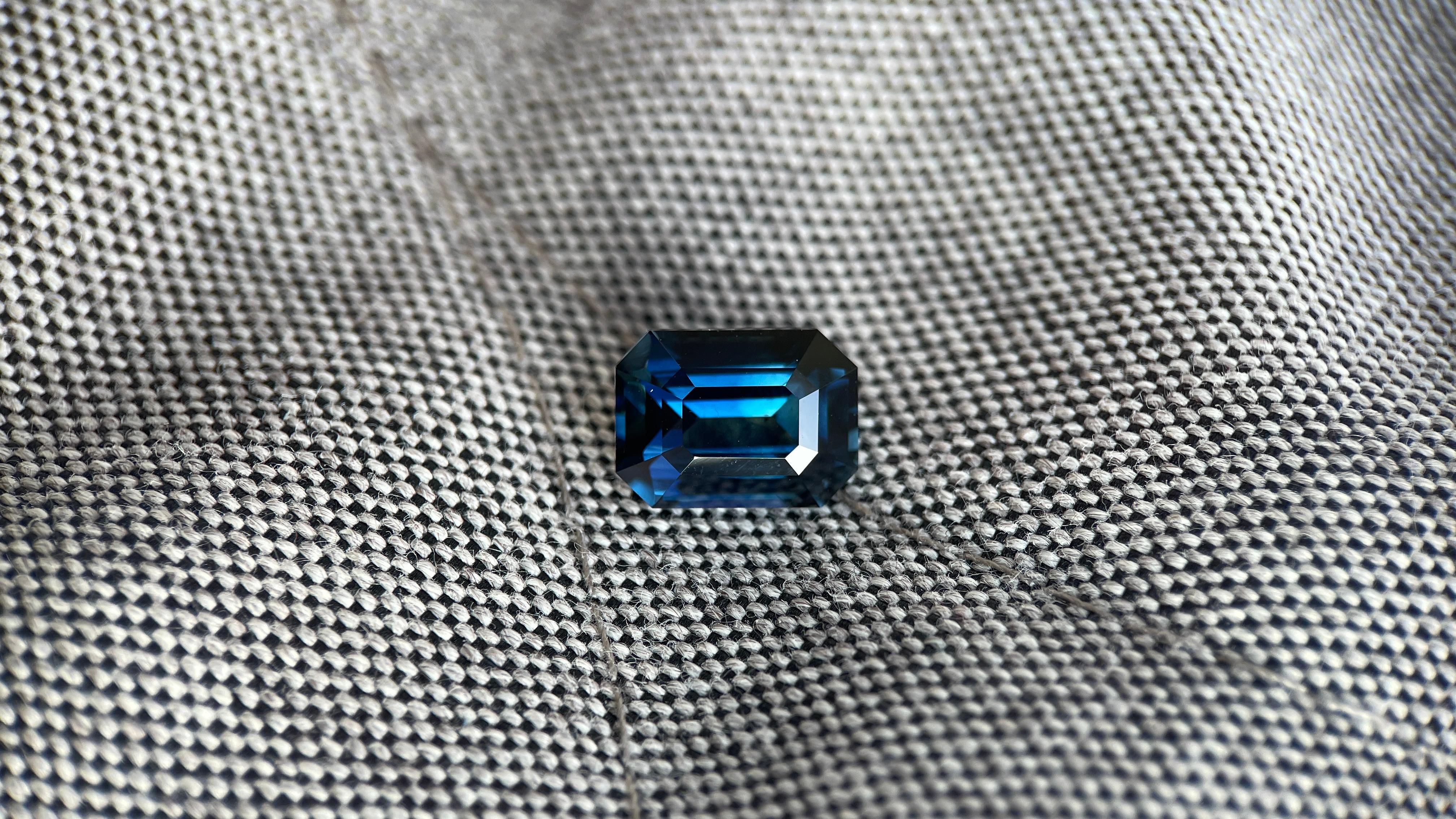 4,48ct natürlicher blauer Saphir - GIA zertifiziert für Damen oder Herren im Angebot