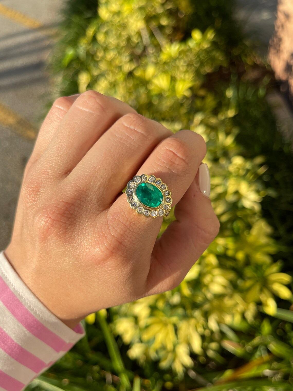 4.48tcw 18K Fine Quality Colombian Emerald & Diamond Halo Accent Floral Ring For Sale 4