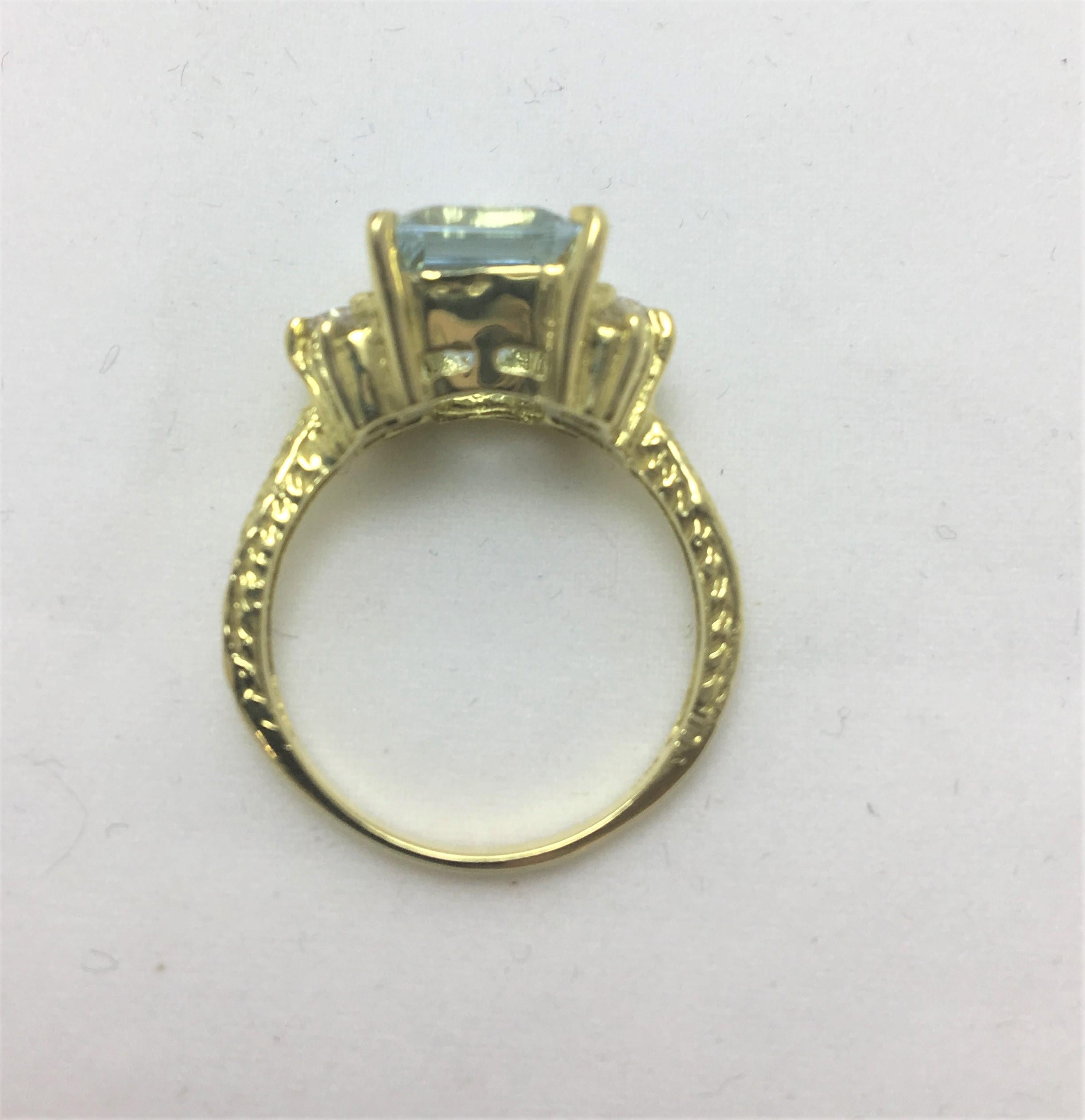 4.49 Carat Aquamarine and Diamond Statement Ring In Excellent Condition In Cincinnati, OH