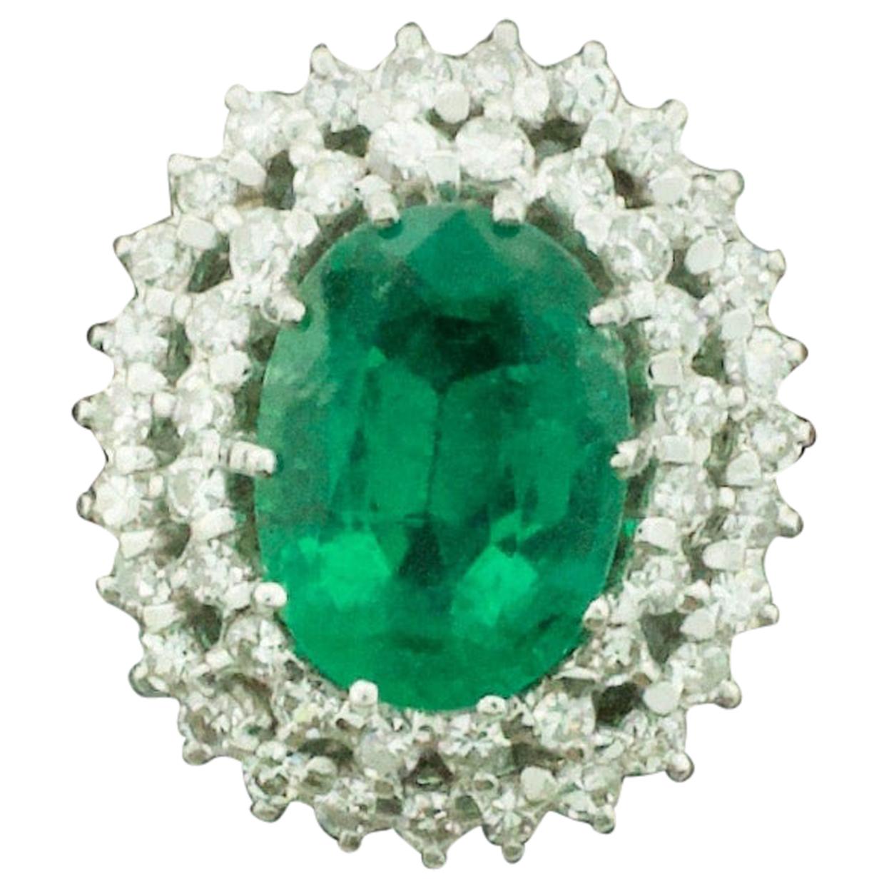 4.49 Carat Emerald and Diamond Ring in 18 Karat with GIA Certificate For Sale