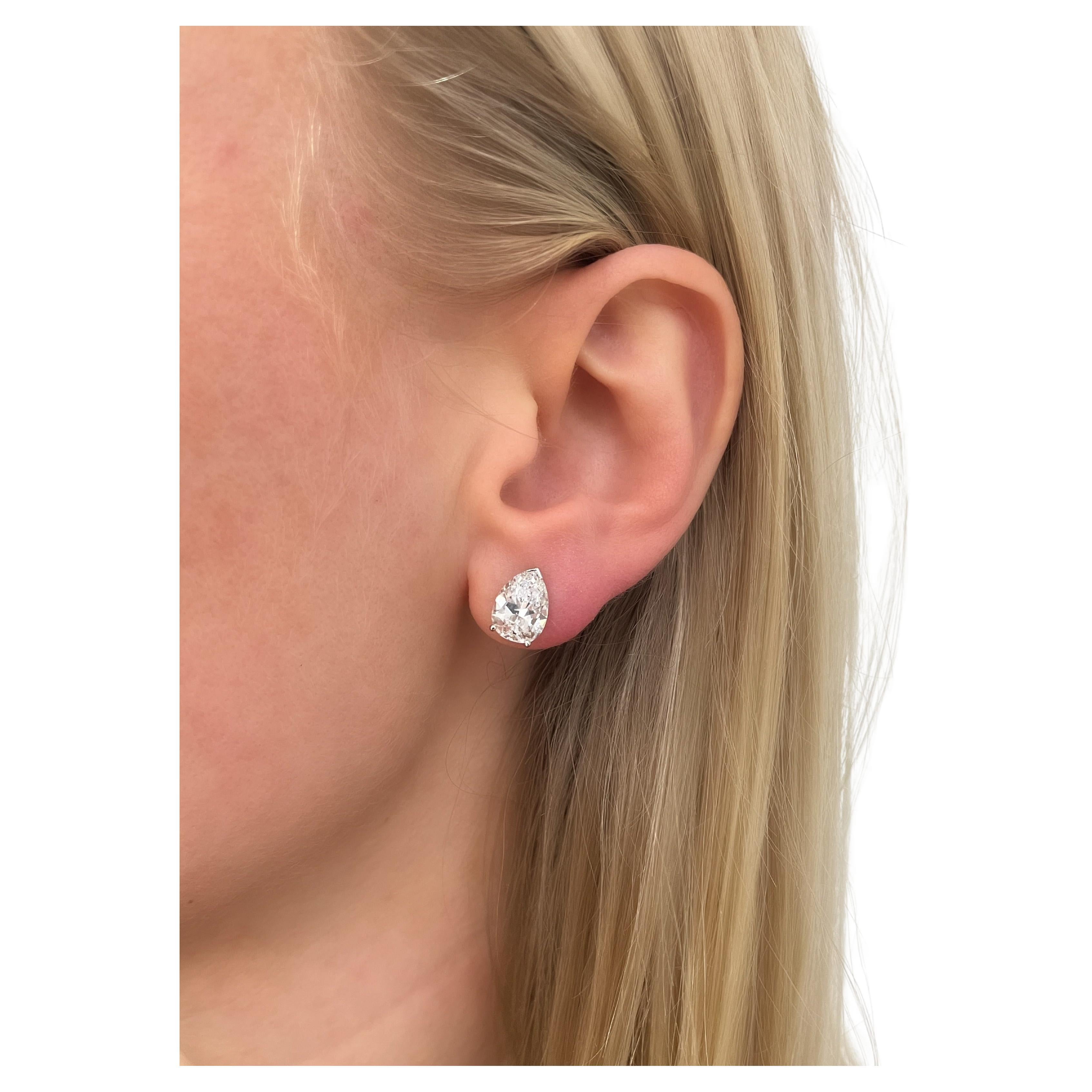 4.49 Carat Pear Shape Diamond Stud Earrings For Sale