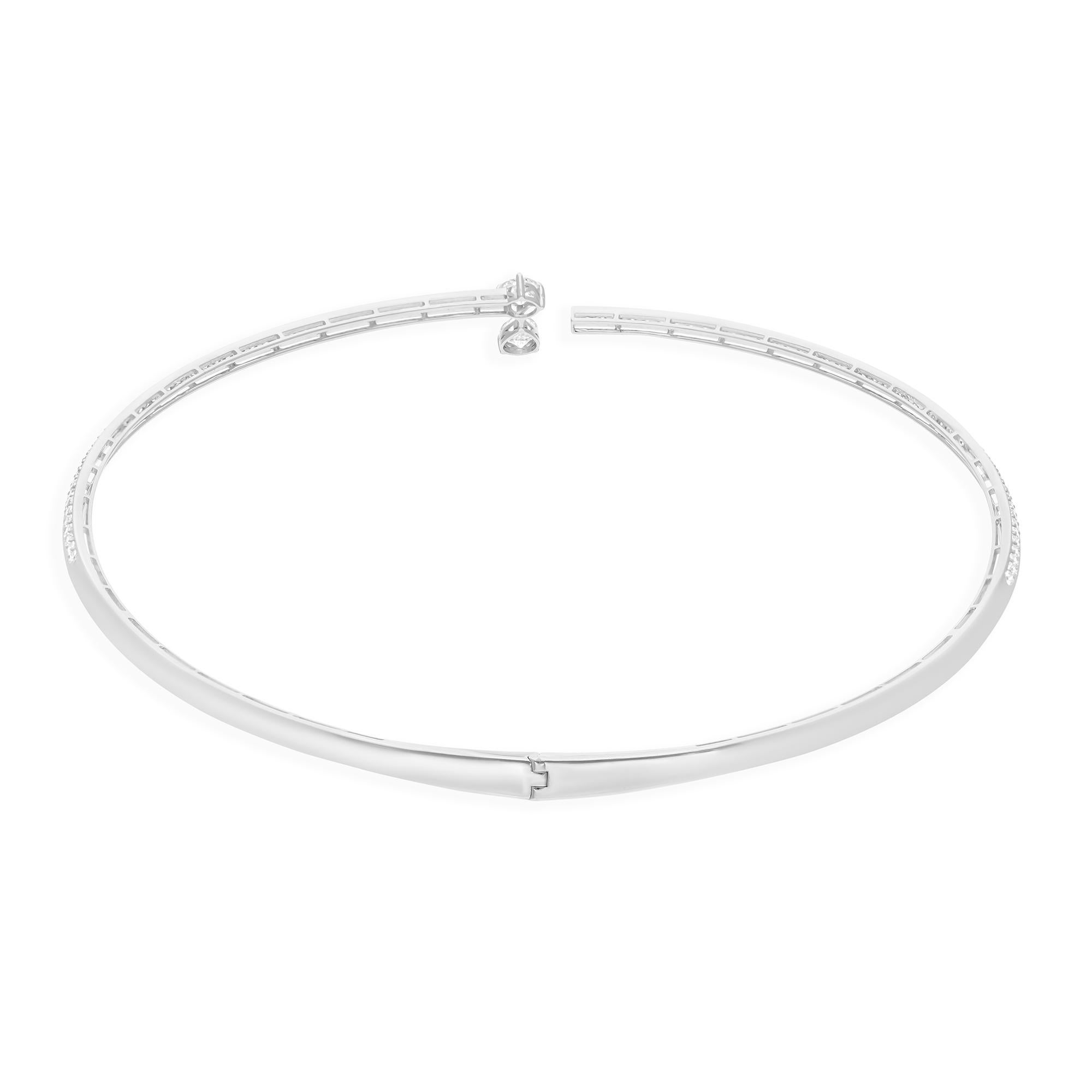 Modern 4.49 Carat SI/H Pear Round Diamond Choker Necklace 18 Karat White Gold Jewelry For Sale