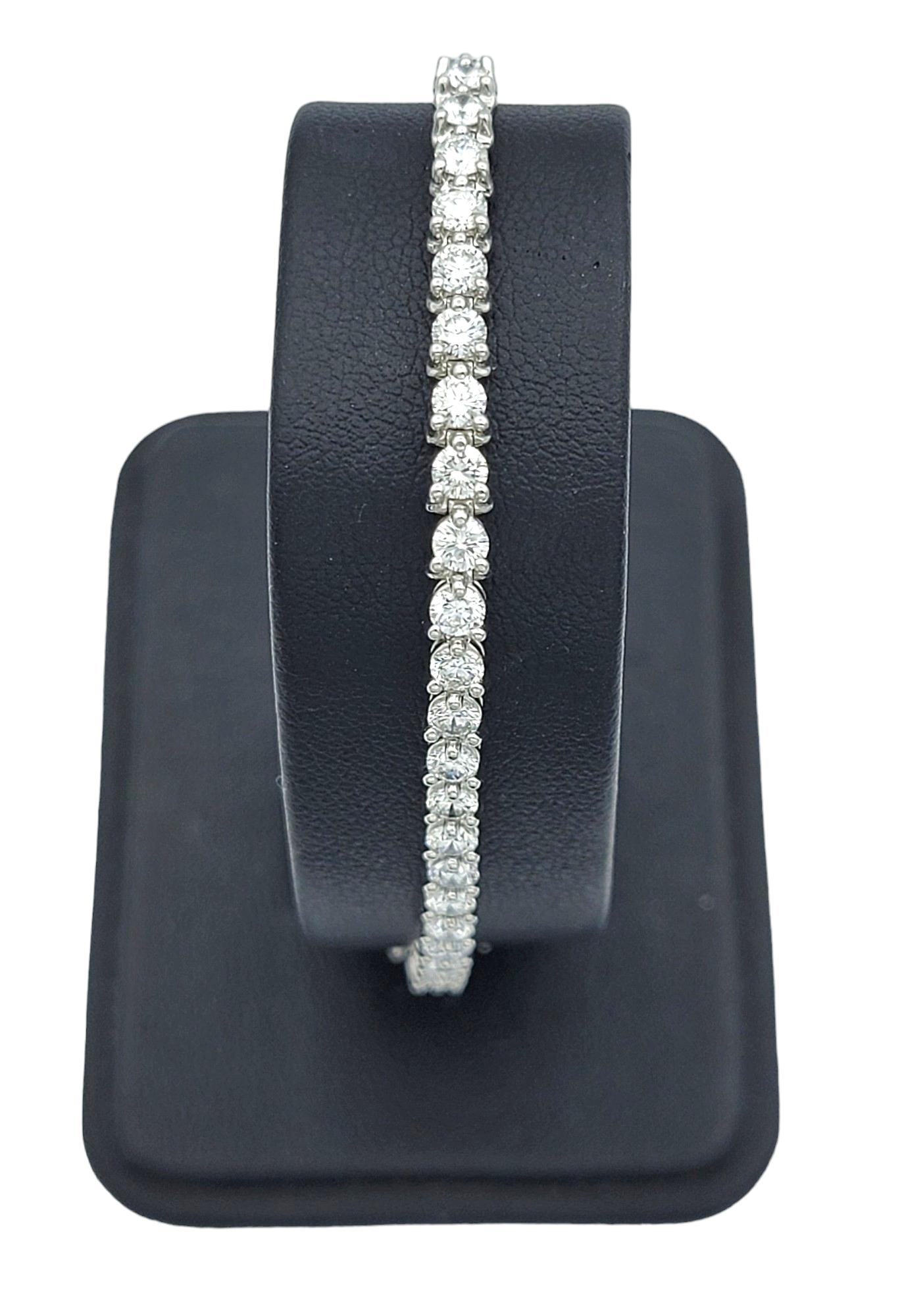 4,49 Karat insgesamt Tiffany & Co. Viktorianisches Diamant-Tennisarmband aus Platin mit Platin im Angebot 5
