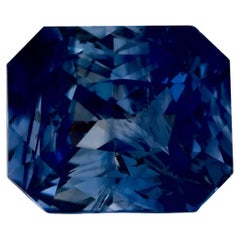 Pierre précieuse taille radiant saphir bleu 4,49 carats