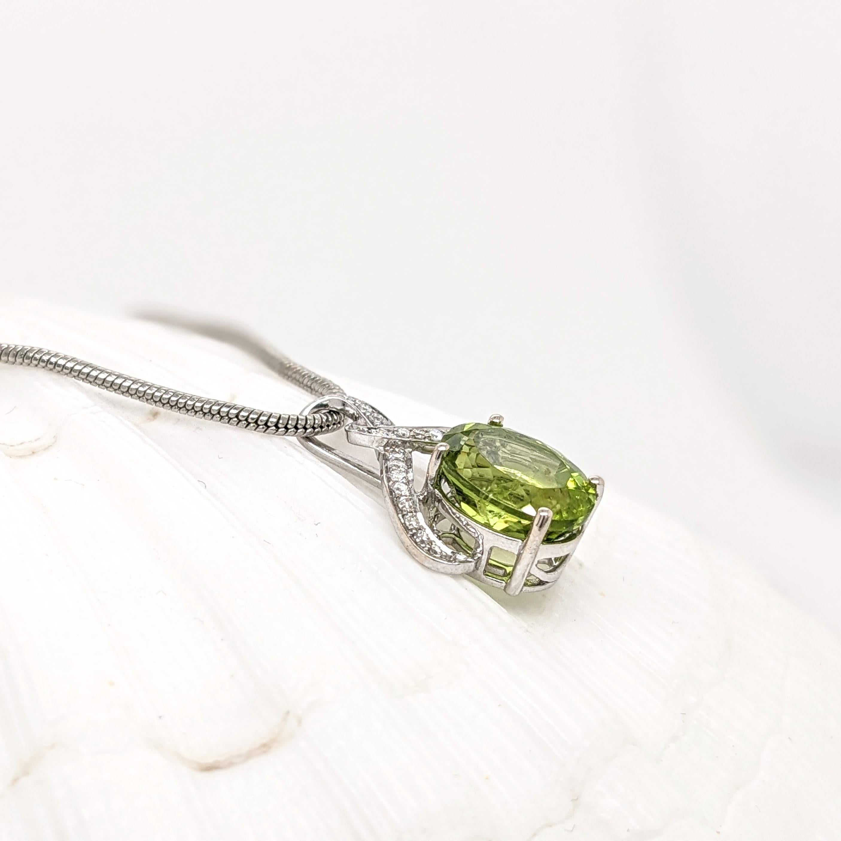 4.4ct Peridot Pendant w Earth Mined Diamonds in Solid 14K Gold Oval 11x9mm For Sale 4