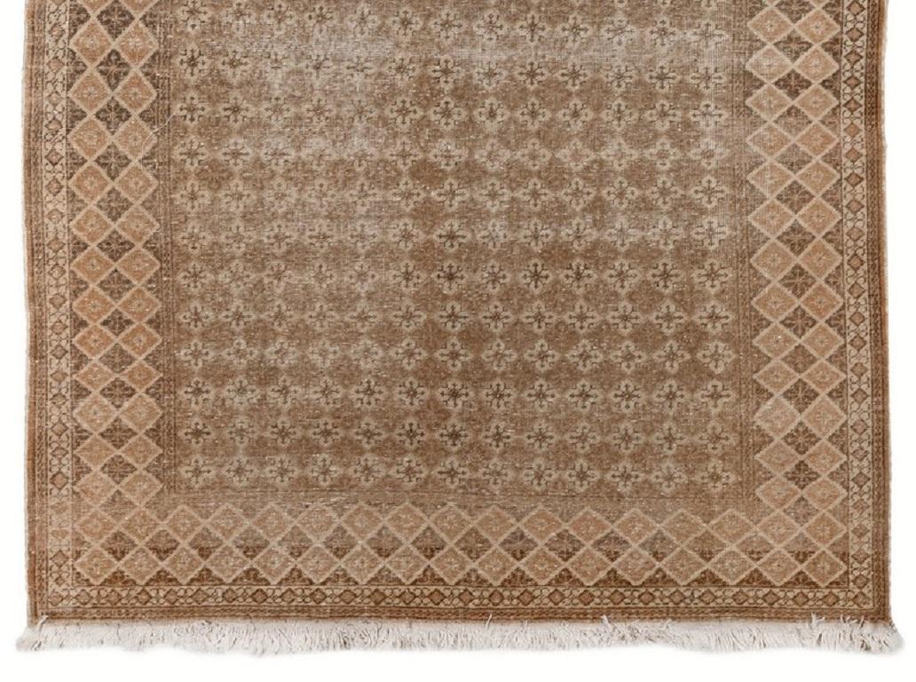 Oushak 4.4x7 Ft Handmade Vintage Turkish Wool Rug with Geometric Design in Muted Colors For Sale