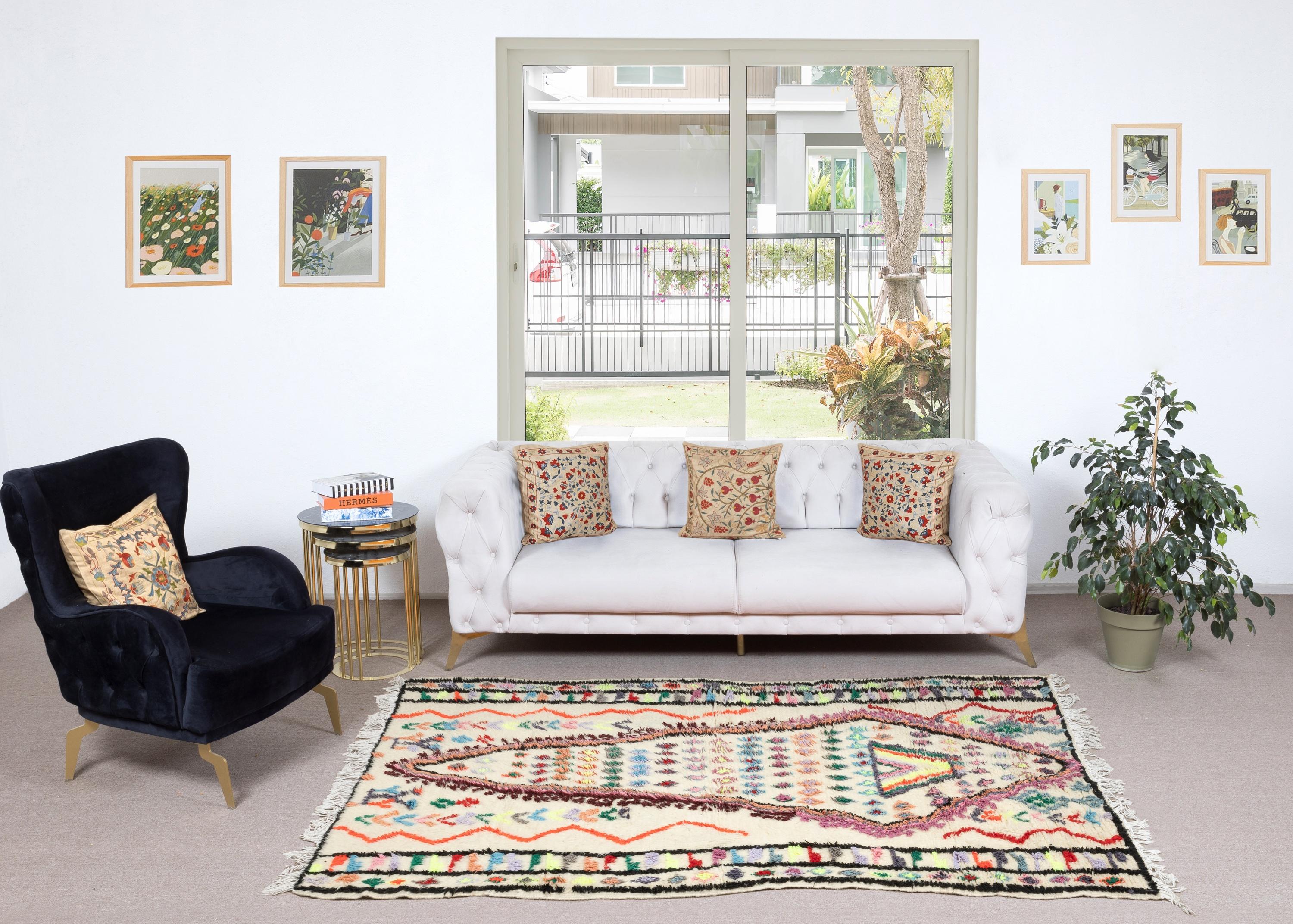 Dieser alte handgeknüpfte Tulu-Teppich - das türkische Wort für 