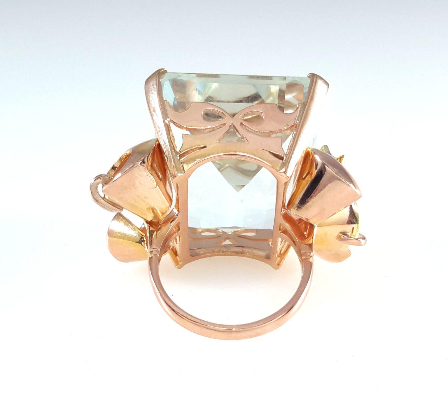 Emerald Cut 45 carat Aquamarine Vintage Ring For Sale