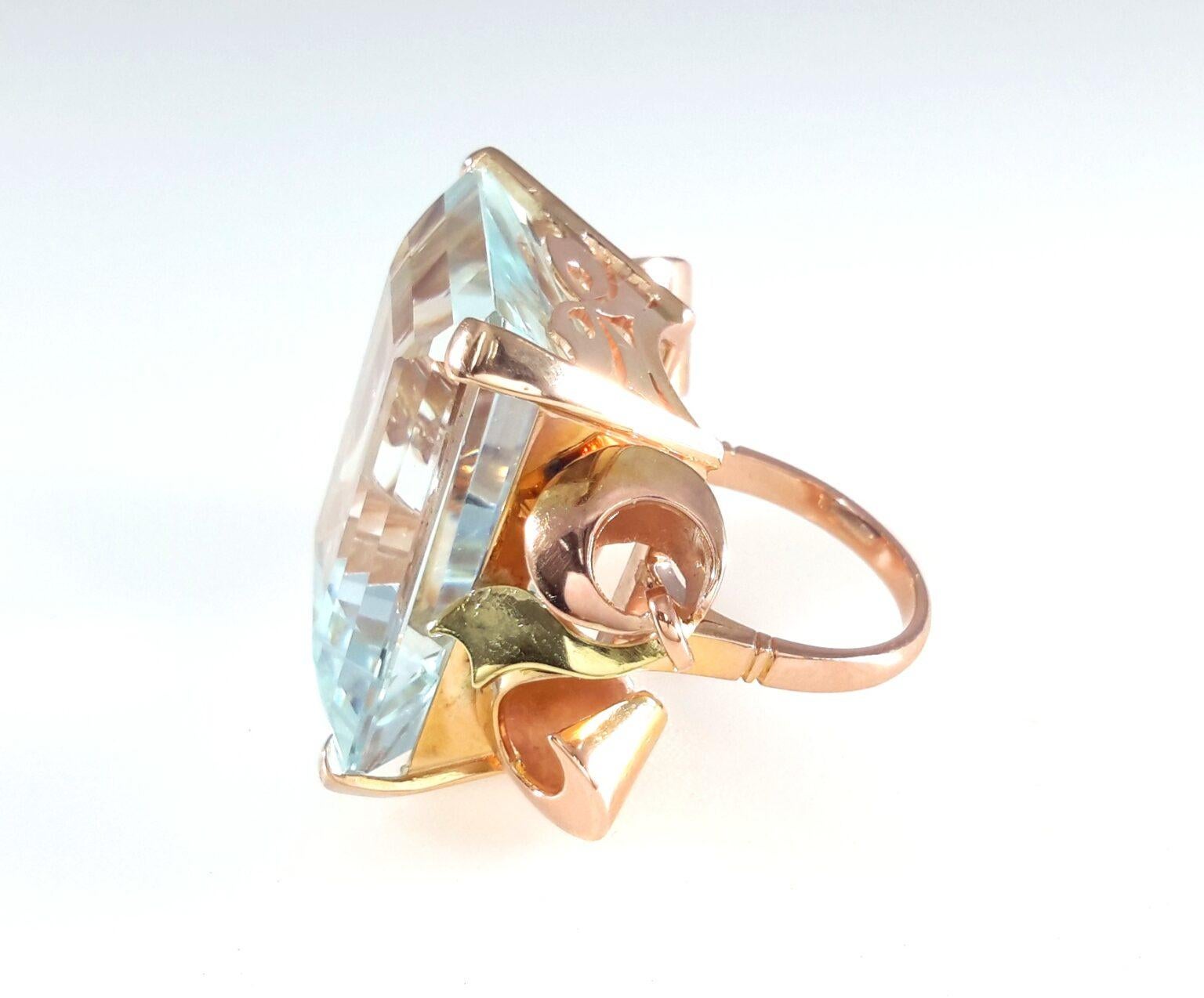 Women's 45 carat Aquamarine Vintage Ring For Sale