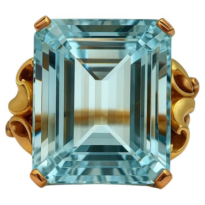45 carat Aquamarine Vintage Ring For Sale