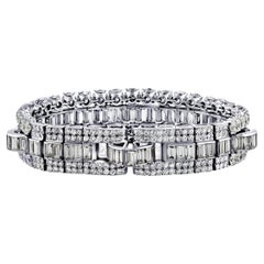 45 Karat Baguette- und Rundschliff natürliches E-F Farbe Diamantarmband aus Platin