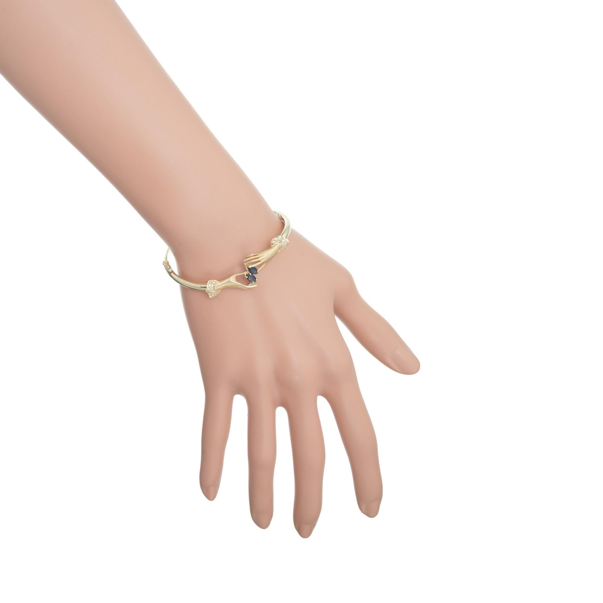 Bracelet jonc en or jaune avec diamants et saphirs bleus de 0,45 carat en vente 2