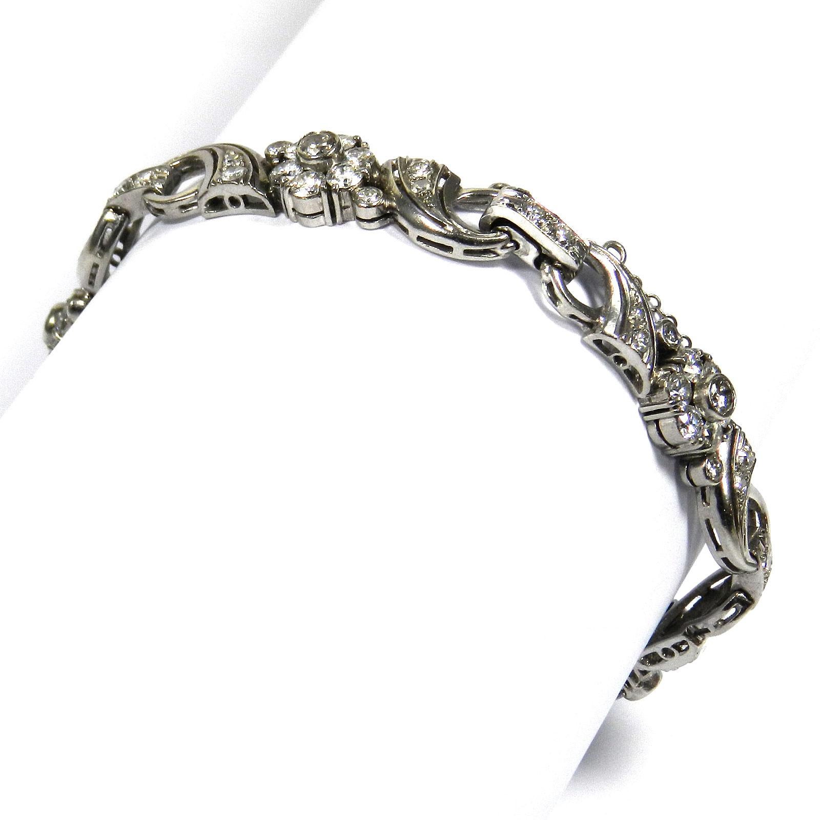 4.5 Carat Diamond White Gold Link Bracelet In Good Condition For Sale In Goettingen, DE