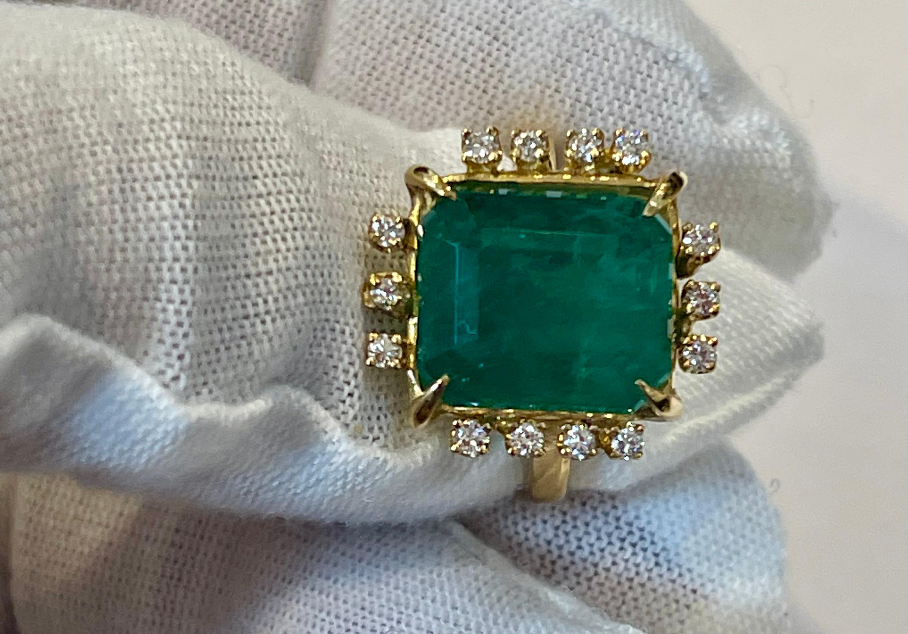 4.5 Carat Natural Emerald Cut Emerald & 0.35 Ct Diamond Ring 14 Kt Yellow Gold 5