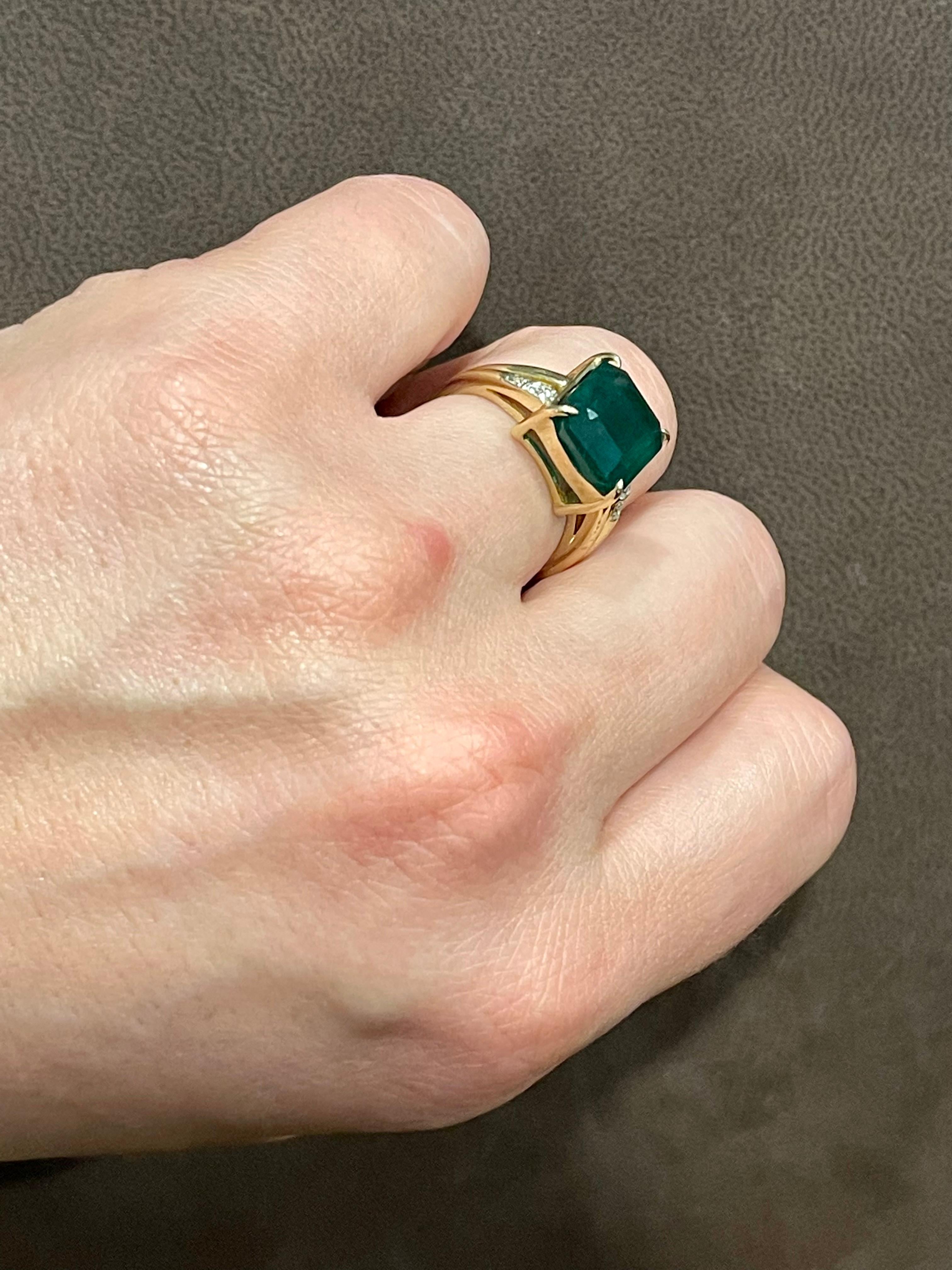 4.5 Carat Natural Emerald Cut Emerald Ring 14 Karat Yellow Gold 11