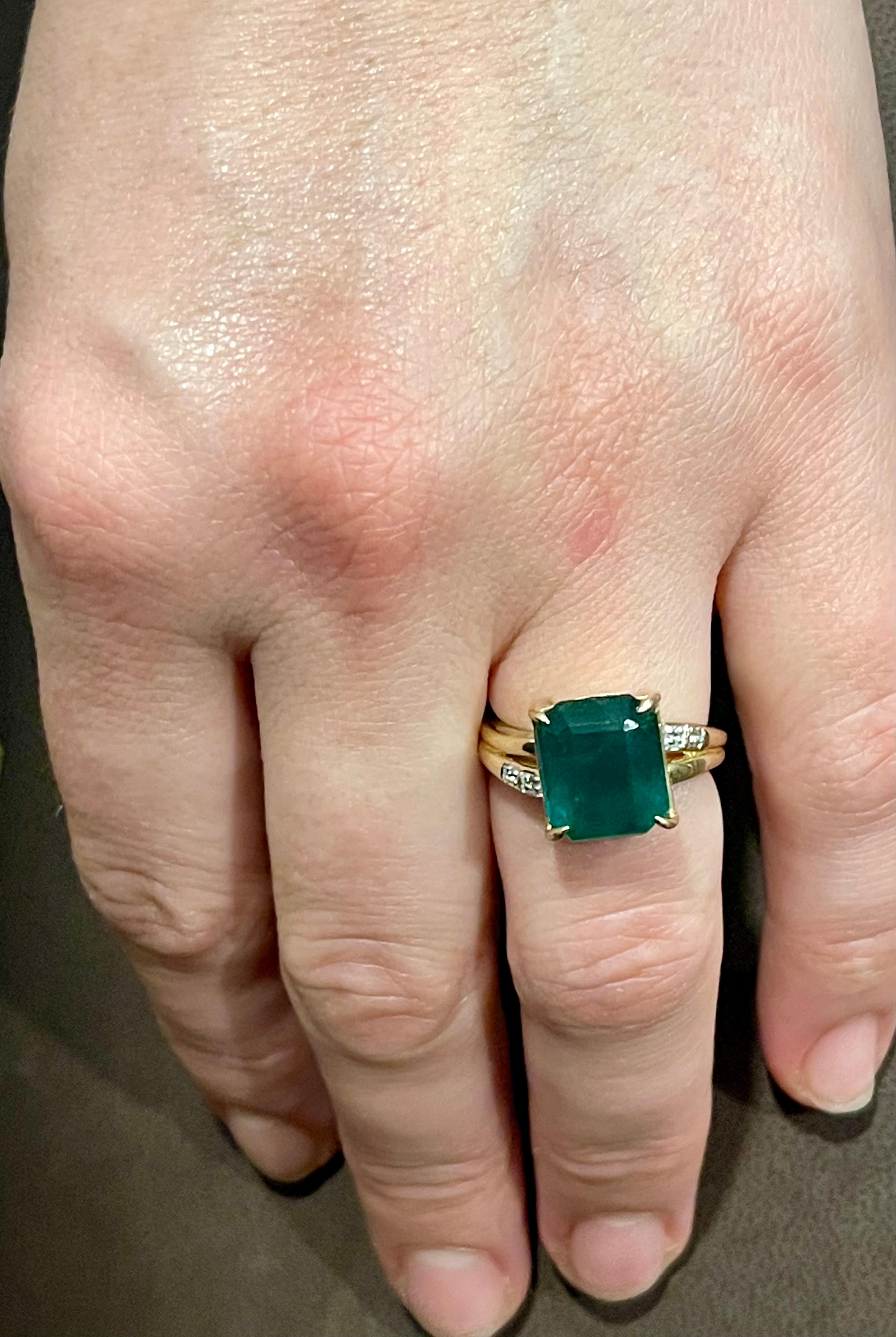 4.5 Carat Natural Emerald Cut Emerald Ring 14 Karat Yellow Gold 12