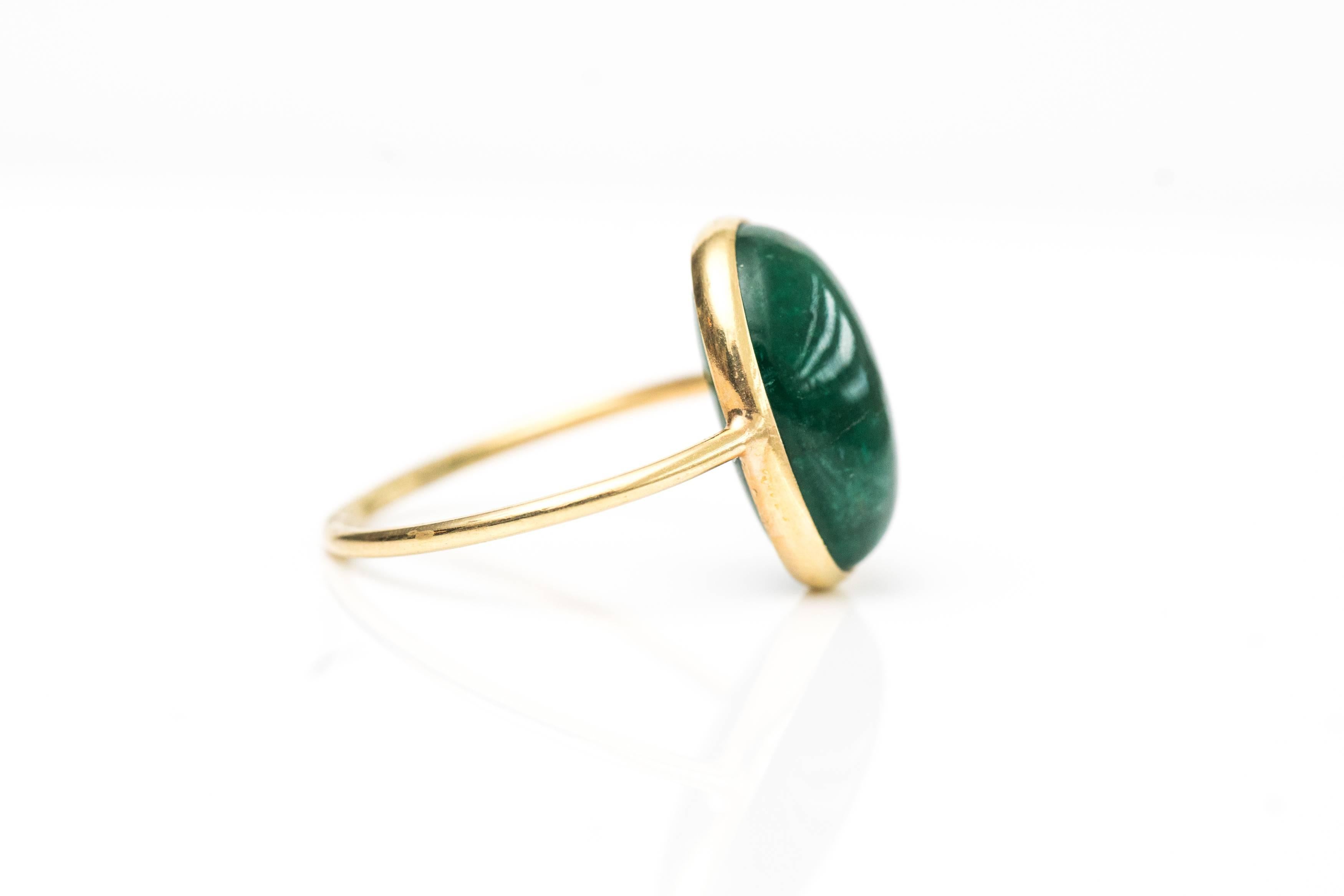 4.5 Carat Oval Emerald Cabochon and 18 Karat Yellow Gold Ring In New Condition In Atlanta, GA