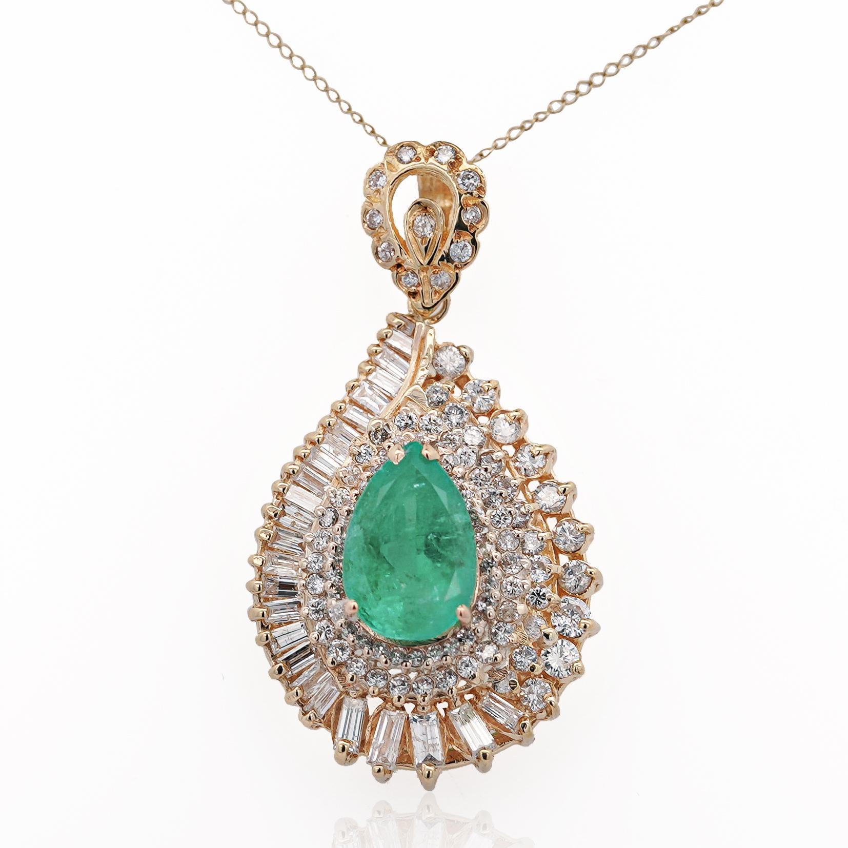 Collana con smeraldo colombiano e diamante in oro 18 carati da 4,5 carati con taglio a pera in vendita 2