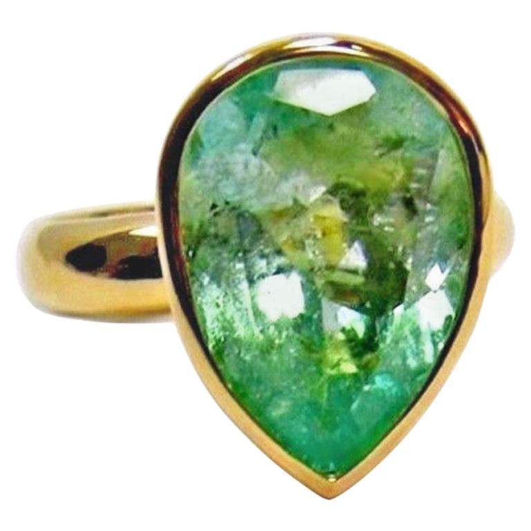 4.5 Carat Pear Cut Natural Colombian Emerald Solitaire Ring 18 Karat For Sale