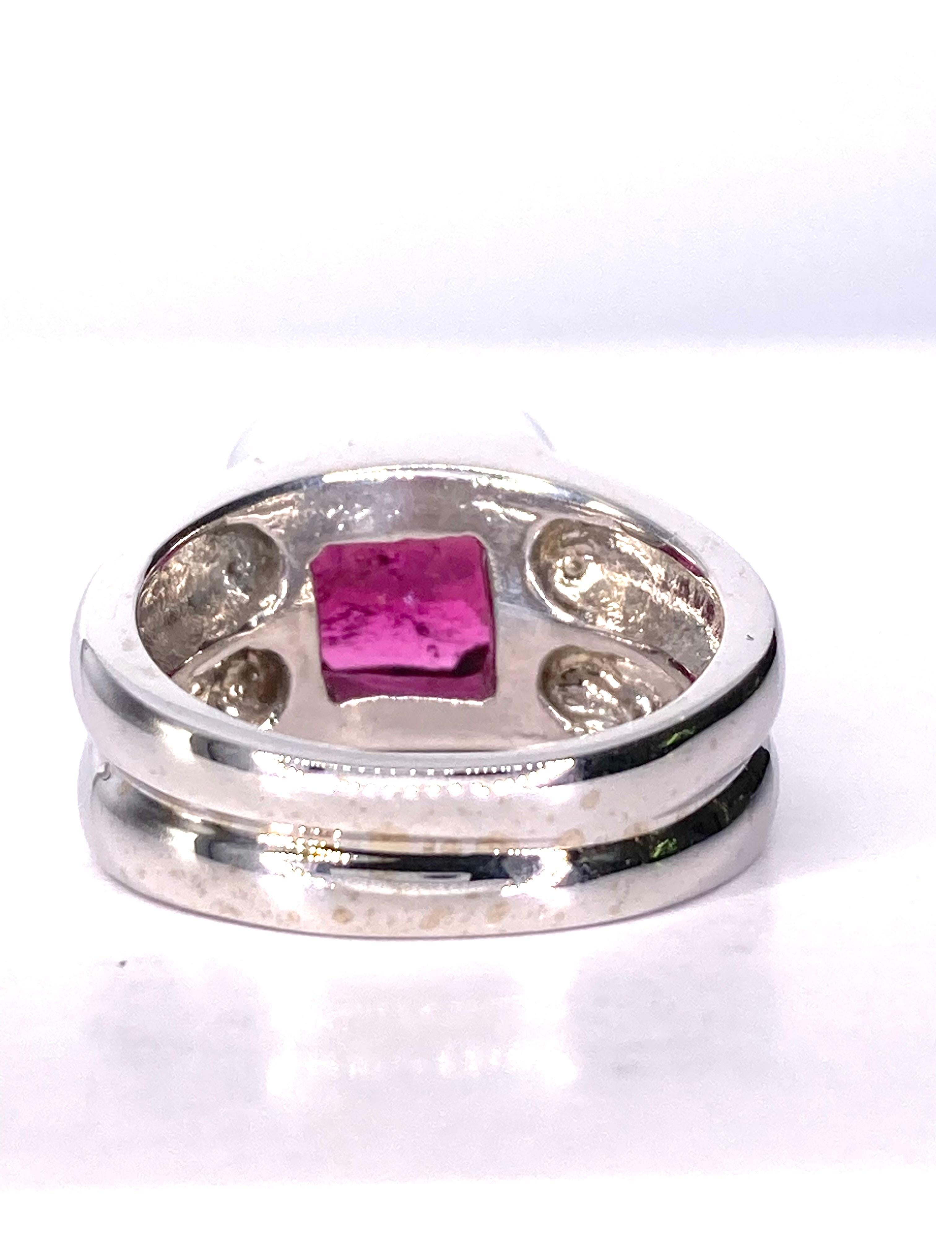 Contemporary 4.5 Carat Pink Tourmaline 18Kt White Gold Ring For Sale