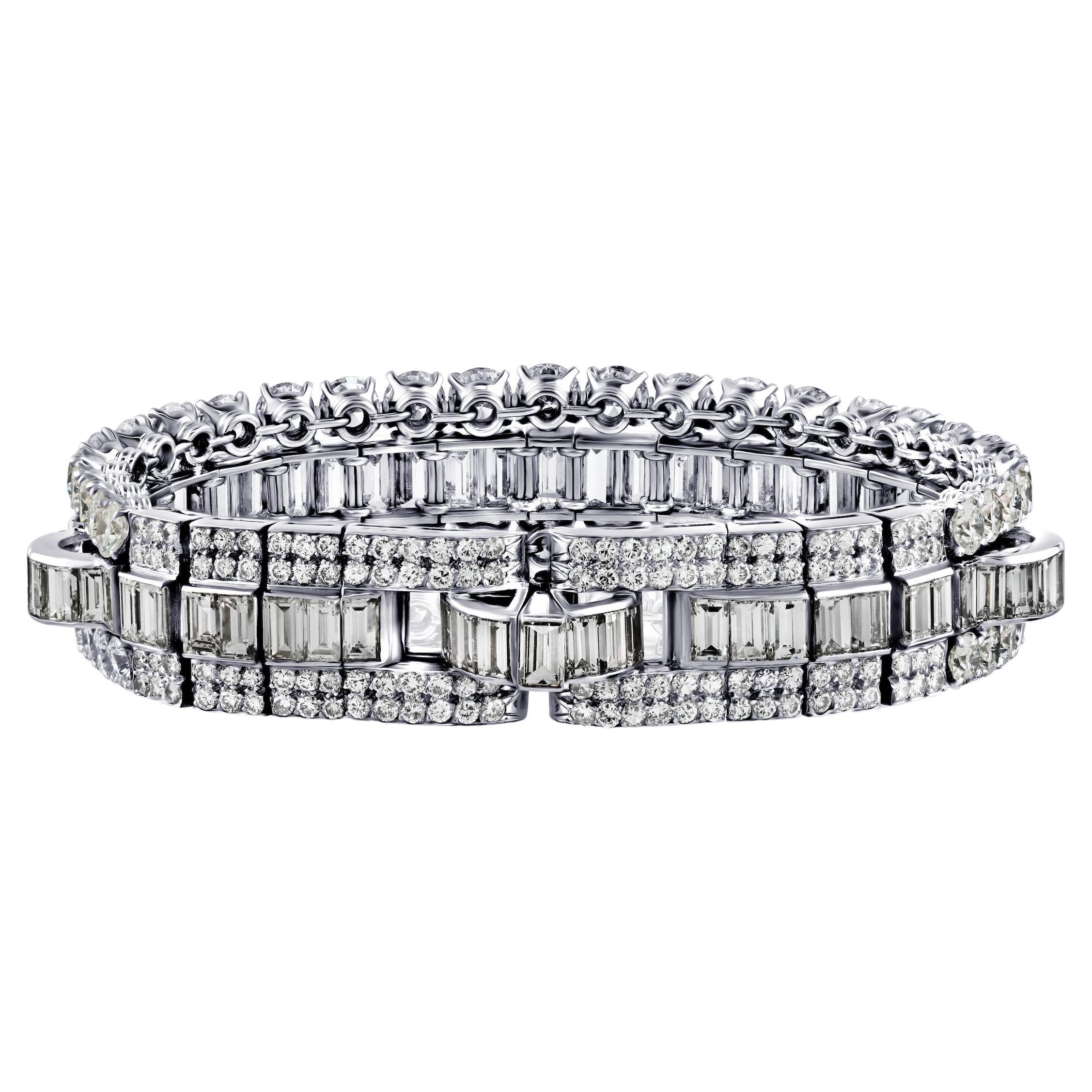 45 Carat TW Baguette and Round Cut Natural Diamond Bracelet in Platinum 950 For Sale