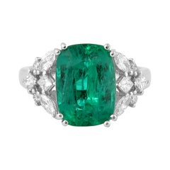 GRS Certified 4.5 Carat Zambian Emerald & Diamond Ring in 18 Karat White Gold