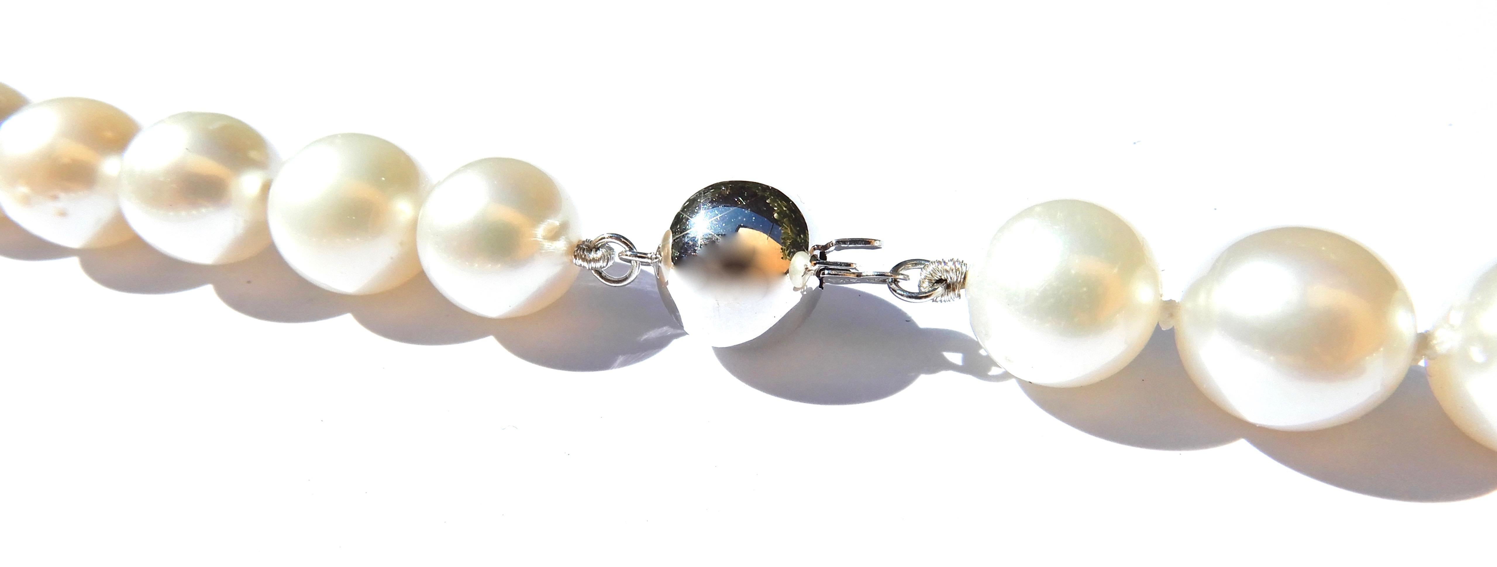 Bead Graduated South Sea Pearl and 9 Carat White Gold Necklace