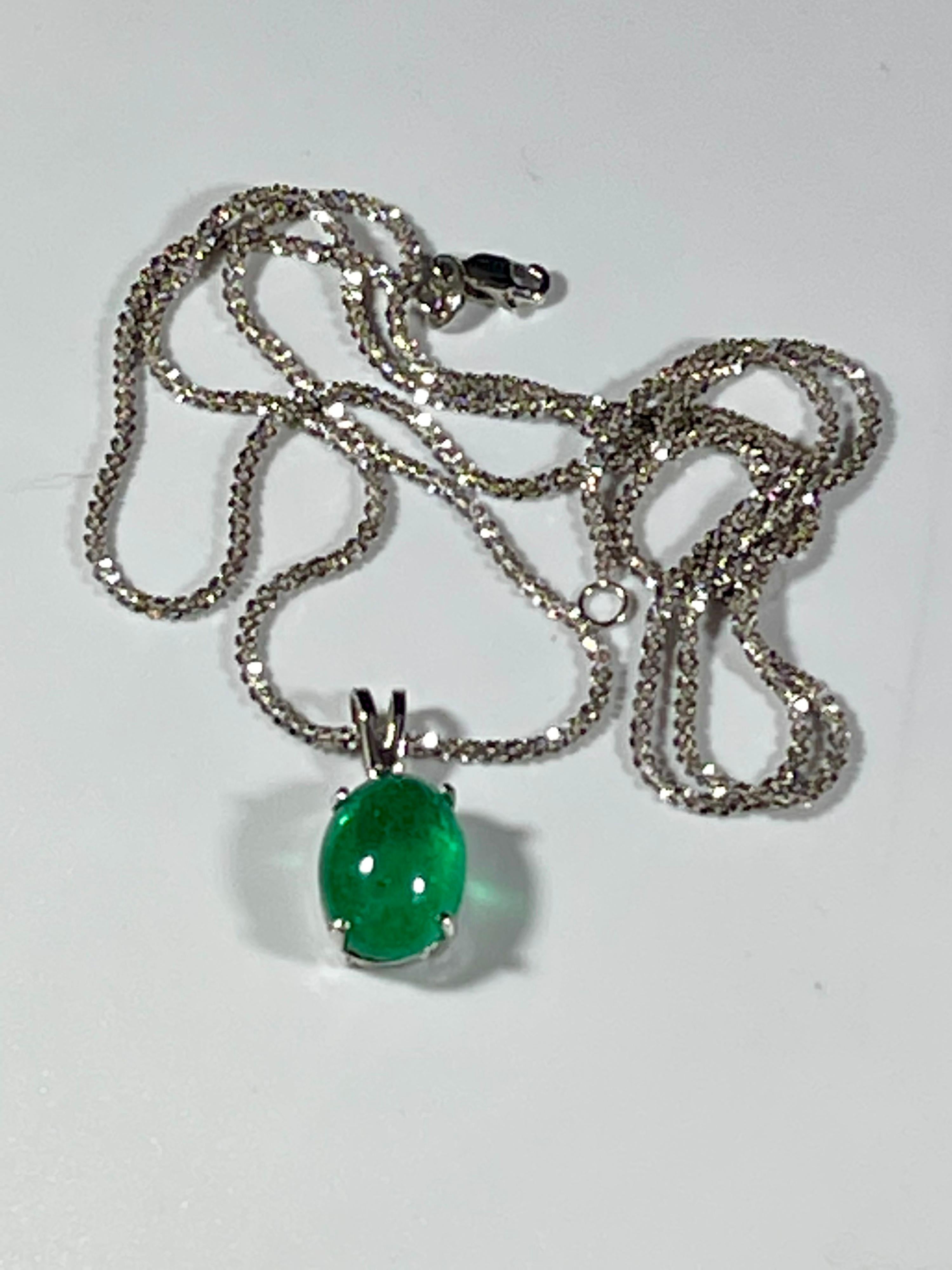 Women's 4.5 Ct Natural Emerald Cabochon Pendant with 14 Karat White Gold Necklace
