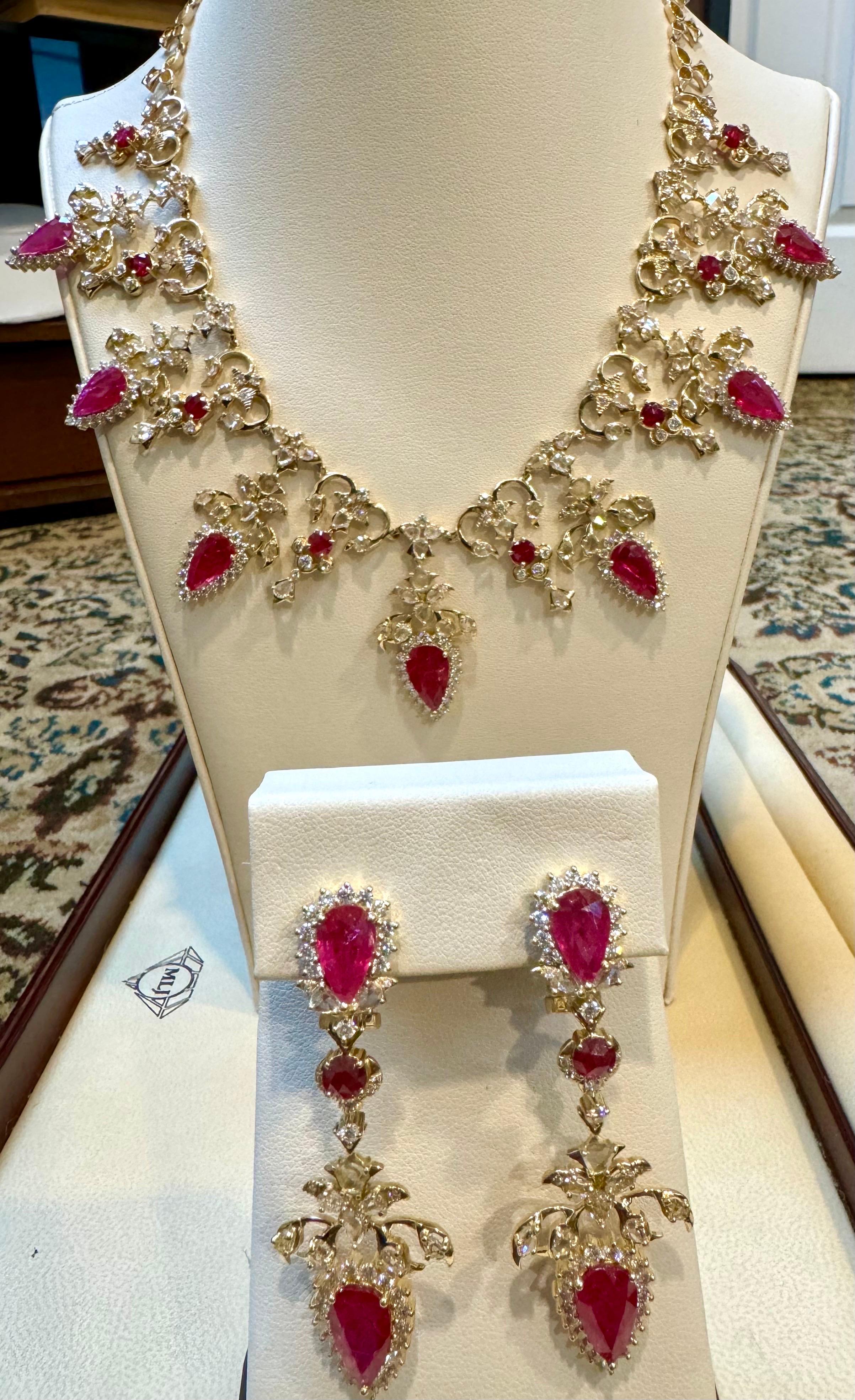 45 Ct Pear Cut Ruby & 22 Ct Rose cut Diamond Necklace Suite 18 Kt Gold, Bridal For Sale 1