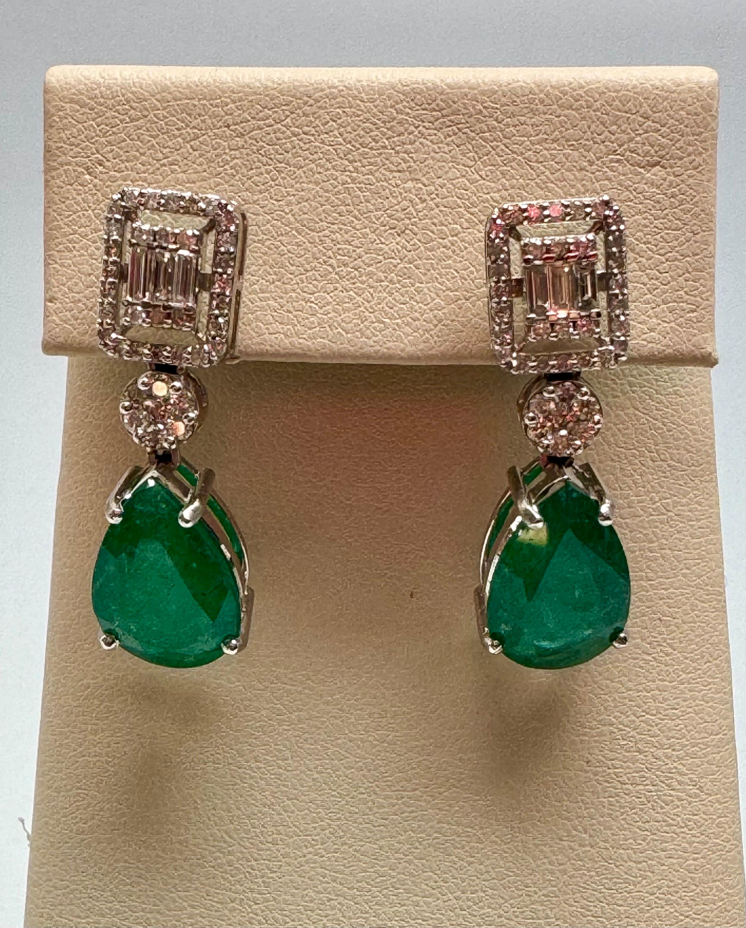 45 Karat sambischer Smaragd und 12 Karat Diamant Halskette und Ohrring Brautsuite im Angebot 5