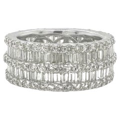 Bague cocktail en or blanc 18 carats avec diamants ronds et baguettes 4,5 carats certifiés TCW