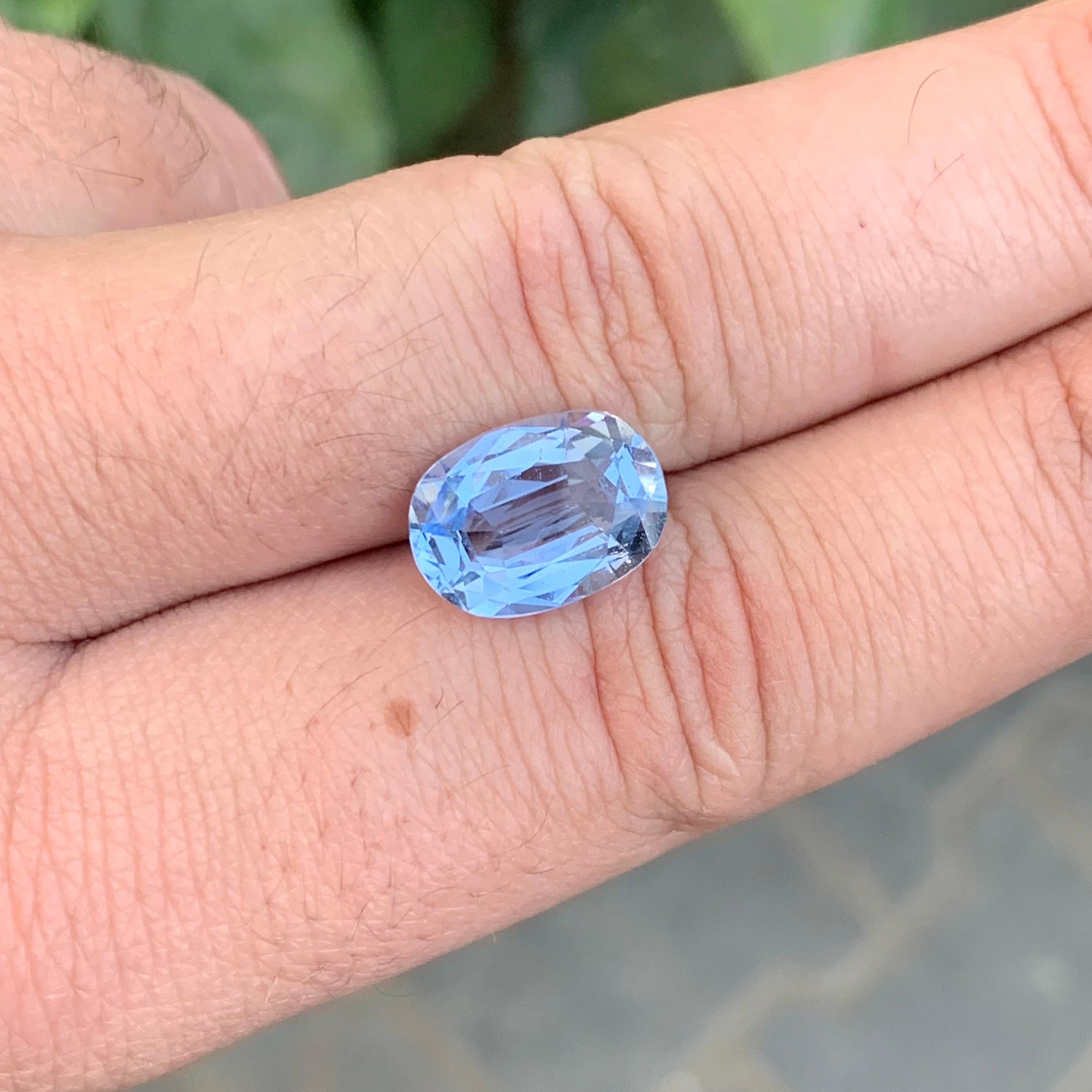 4,50 Quilates Adorable Piedra Preciosa Facetada Aguamarina Goshenita Forma Ovalada en venta 4