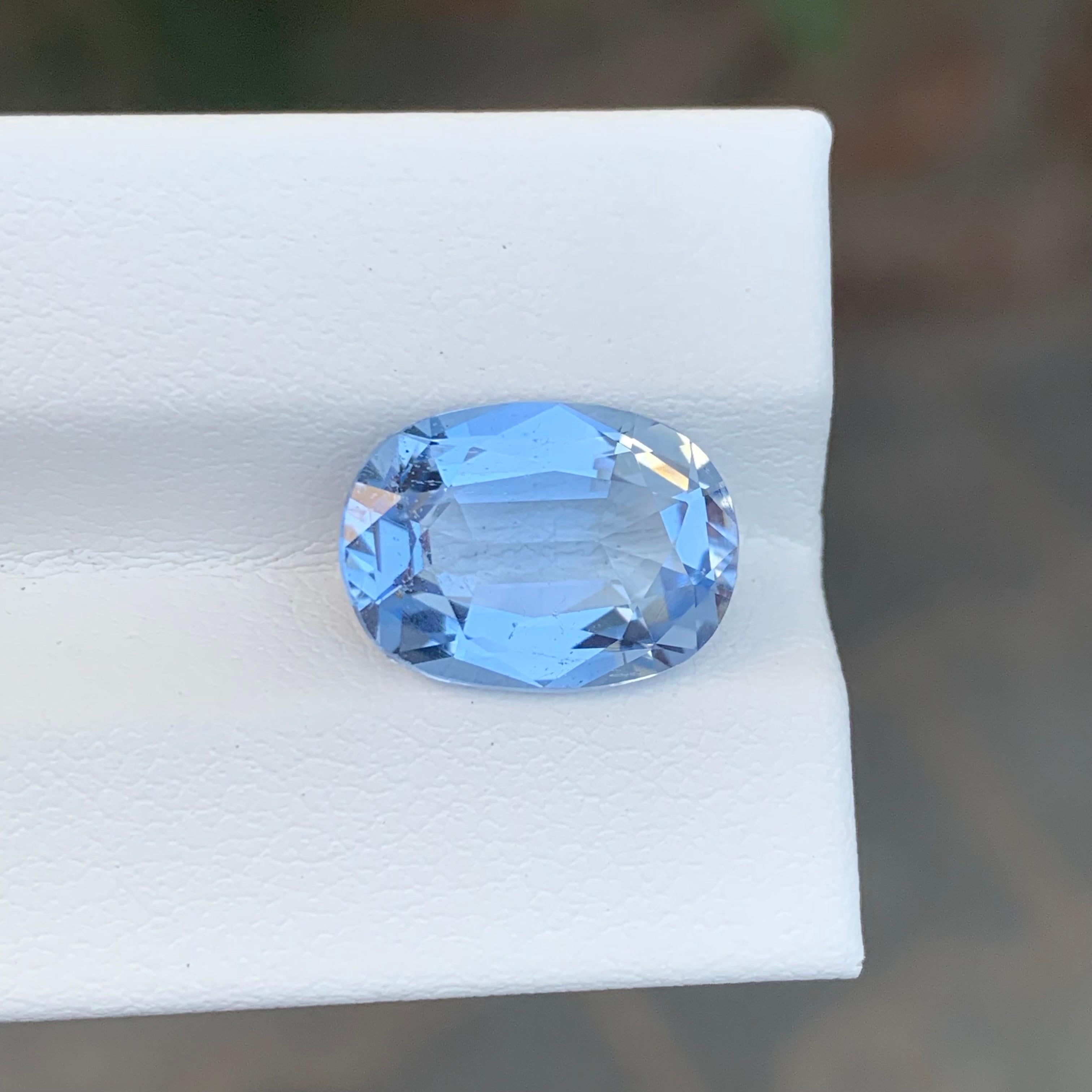 4,50 Quilates Adorable Piedra Preciosa Facetada Aguamarina Goshenita Forma Ovalada en venta 5