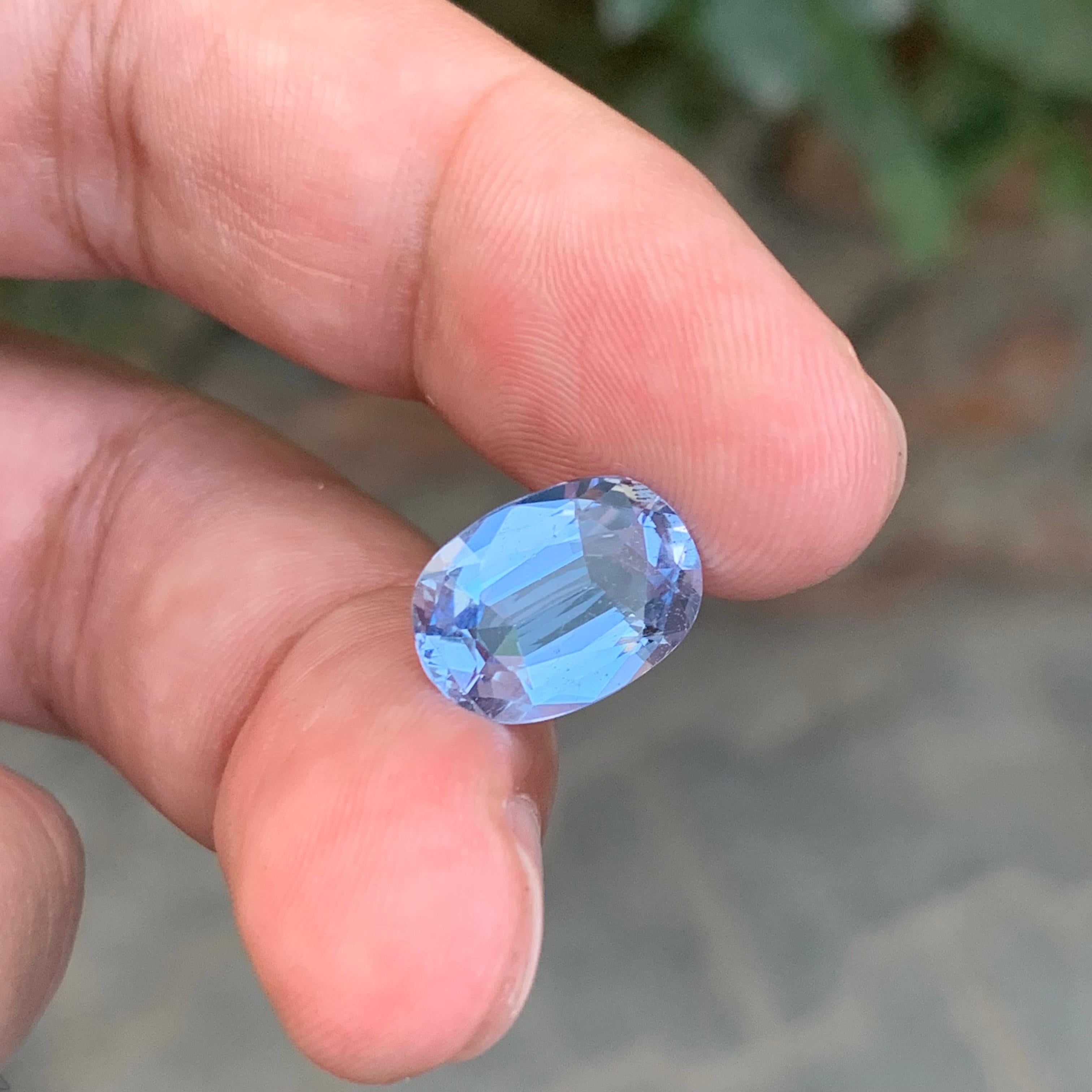 4,50 Quilates Adorable Piedra Preciosa Facetada Aguamarina Goshenita Forma Ovalada en venta 1
