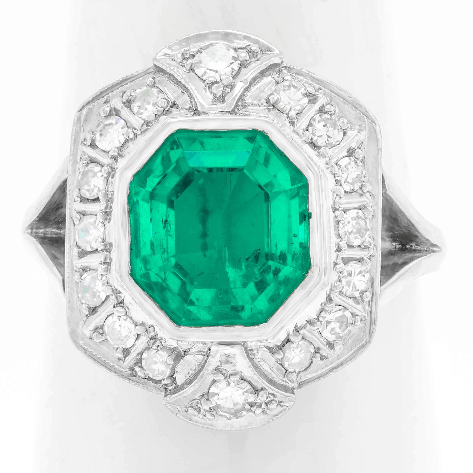 4.50 Carat Colombian Emerald and Diamond Art Deco Ring, GIA 4