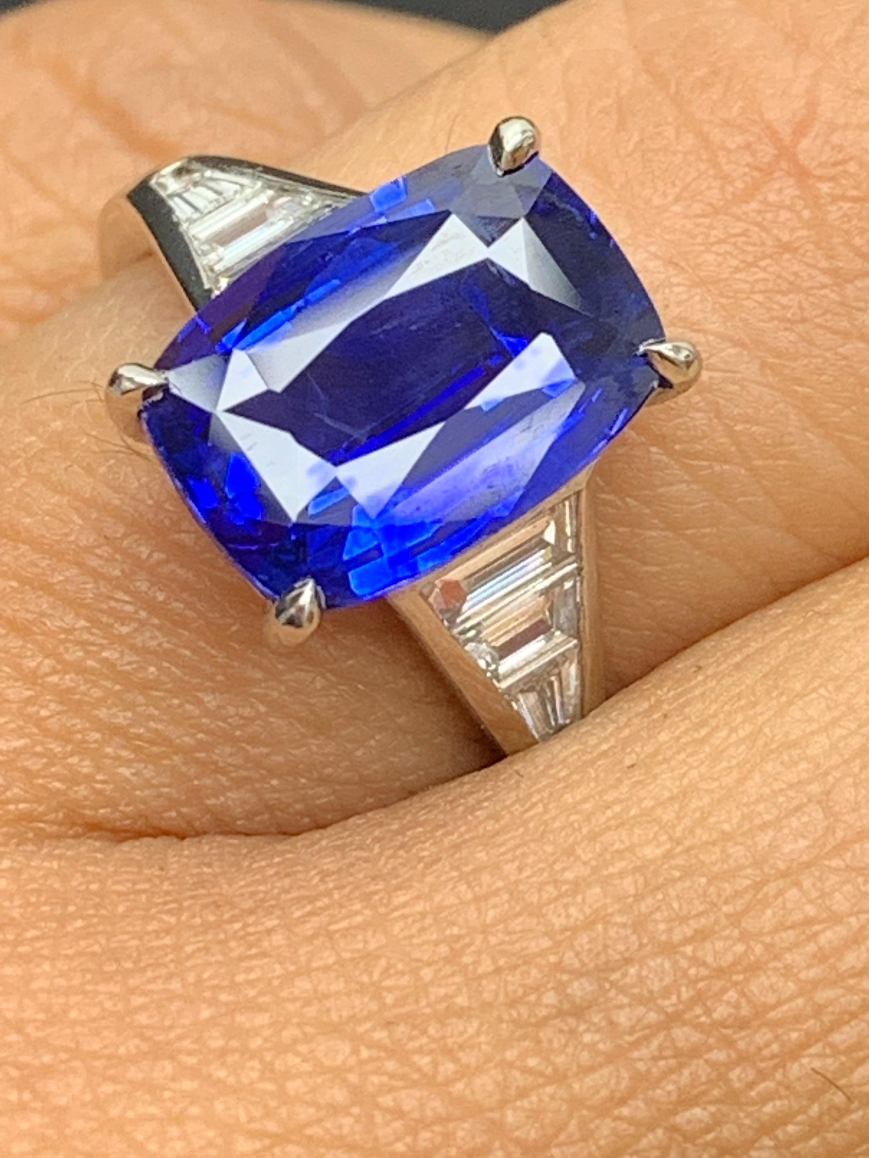 4.50 Carat Cushion Cut Sapphire and Diamond Engagement Ring in Platinum For Sale 5