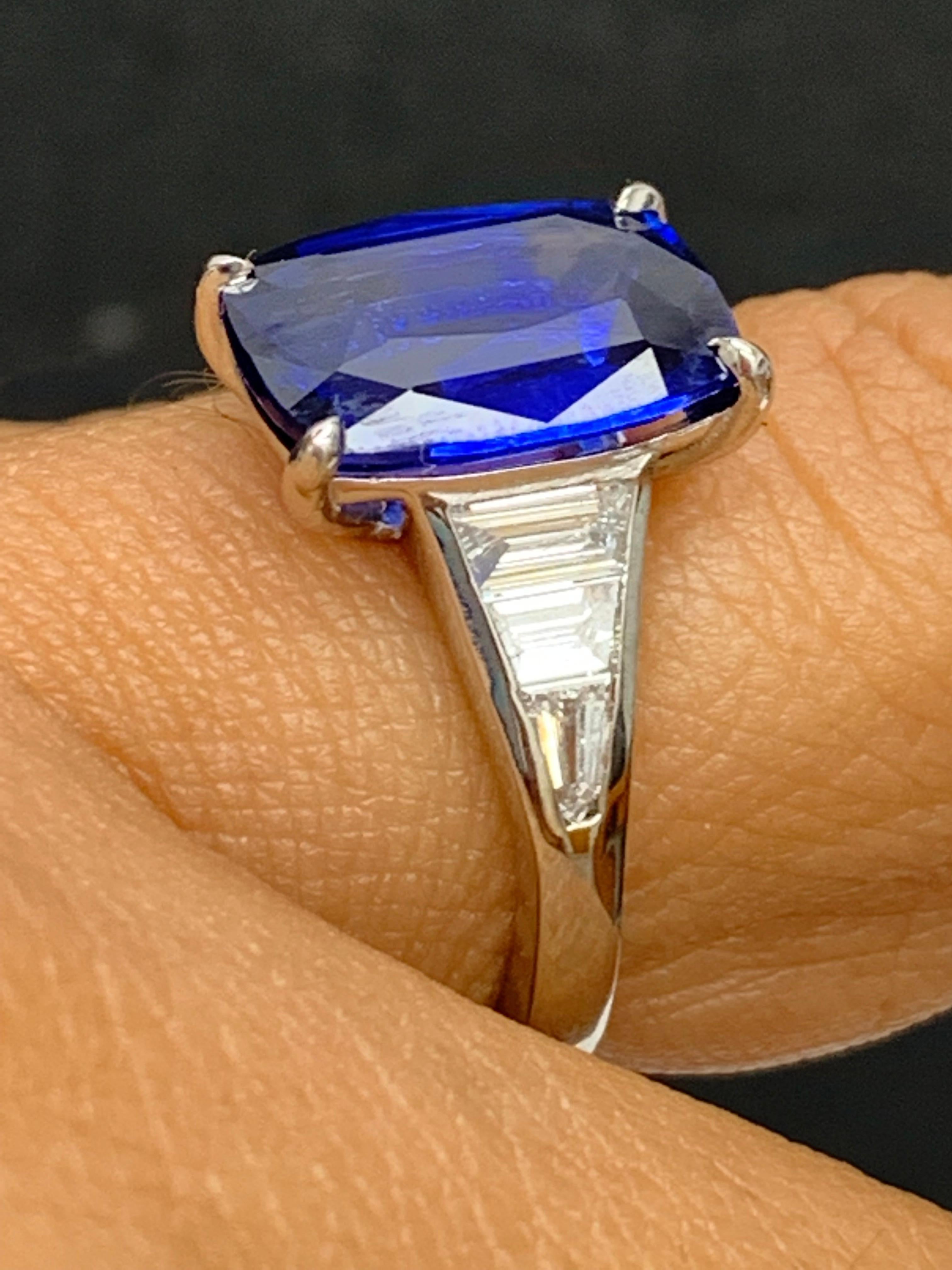 4.50 Carat Cushion Cut Sapphire and Diamond Engagement Ring in Platinum For Sale 6