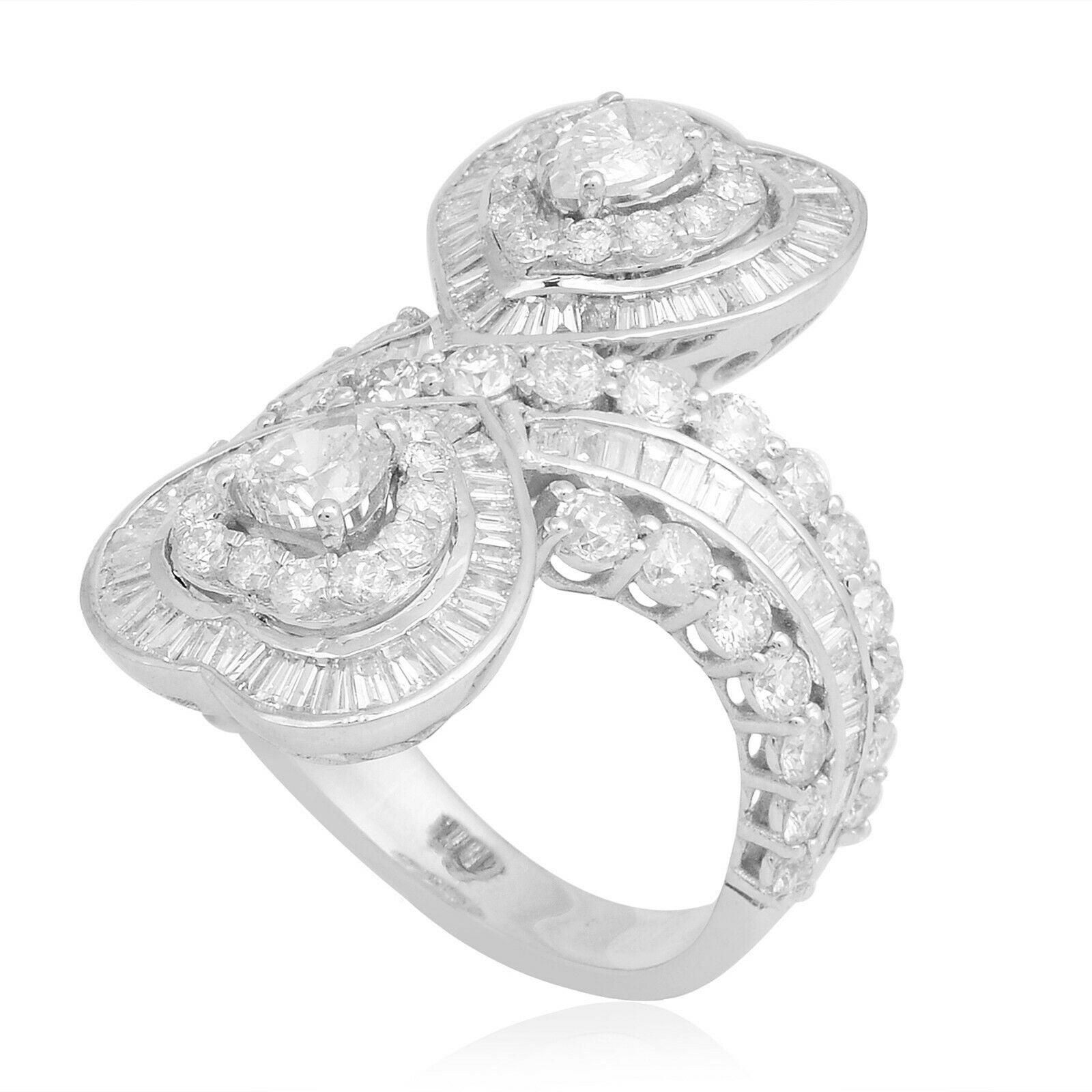 For Sale:  4.50 Carat Diamond 14 Karat Gold Twin Heart Love Ring 3