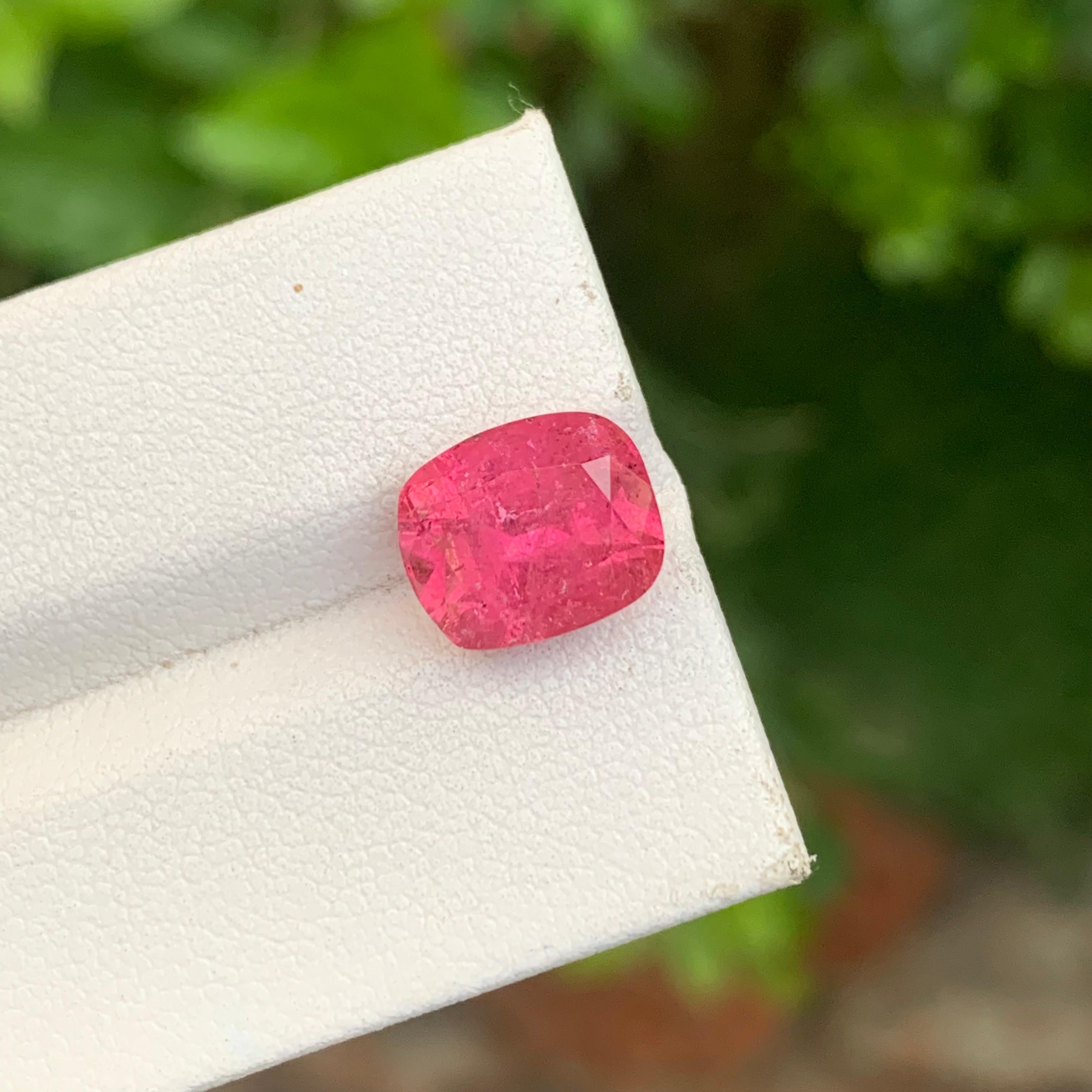 Tourmaline rubellite taille coussin de 4,50 carats pour la fabrication de bijoux en vente 5
