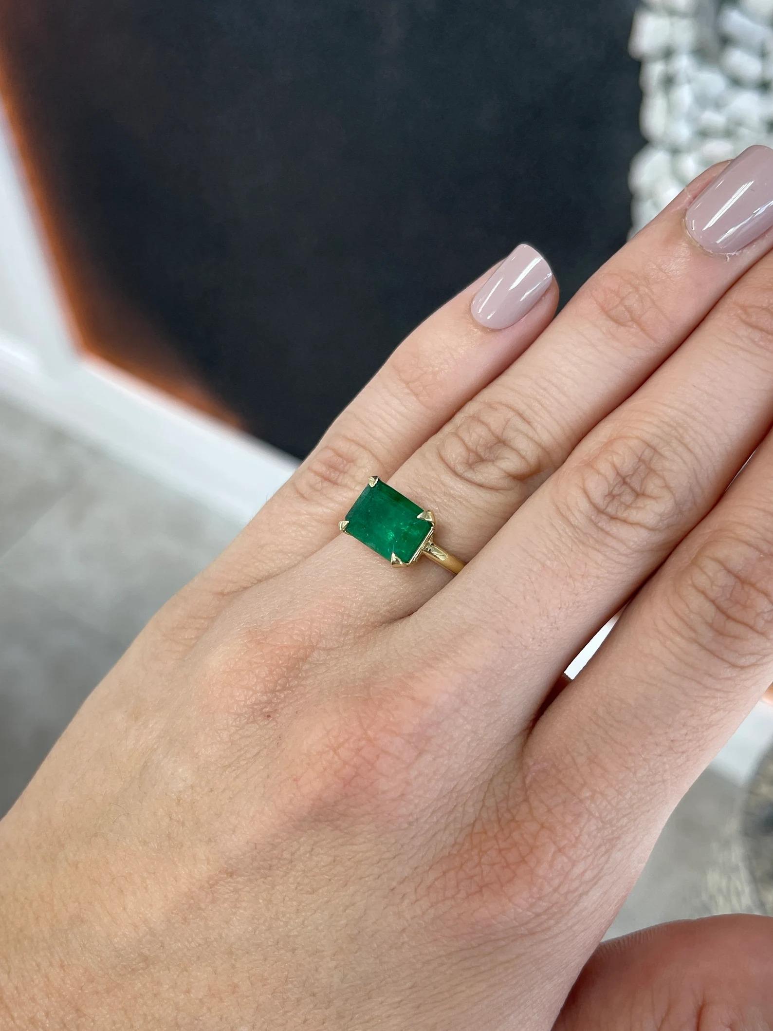 4.50 Carat Natural Emerald Cut, Dark Forest Green East to West Solitaire Ring In New Condition In Jupiter, FL